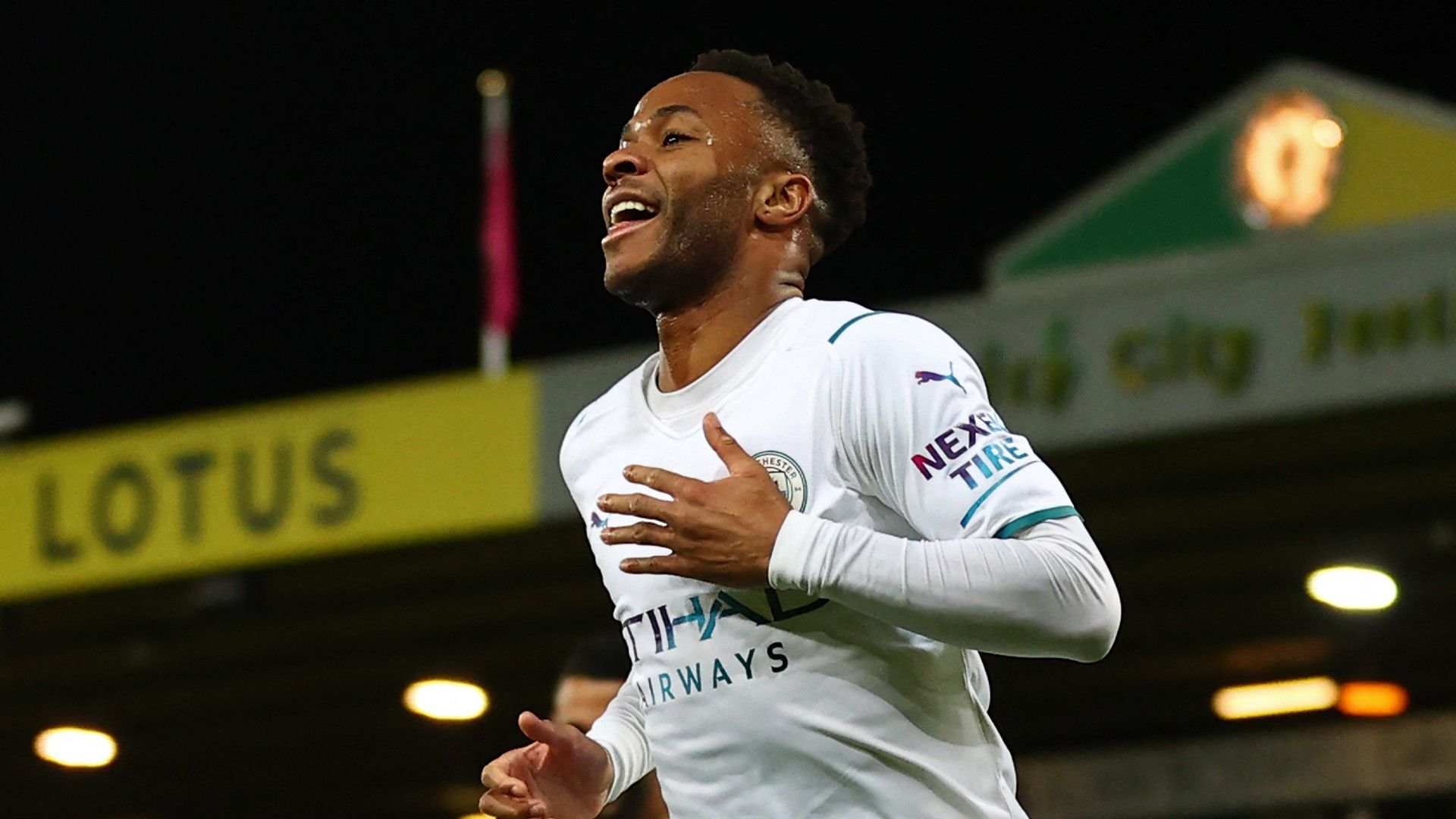 Sterling Manchester City 2022