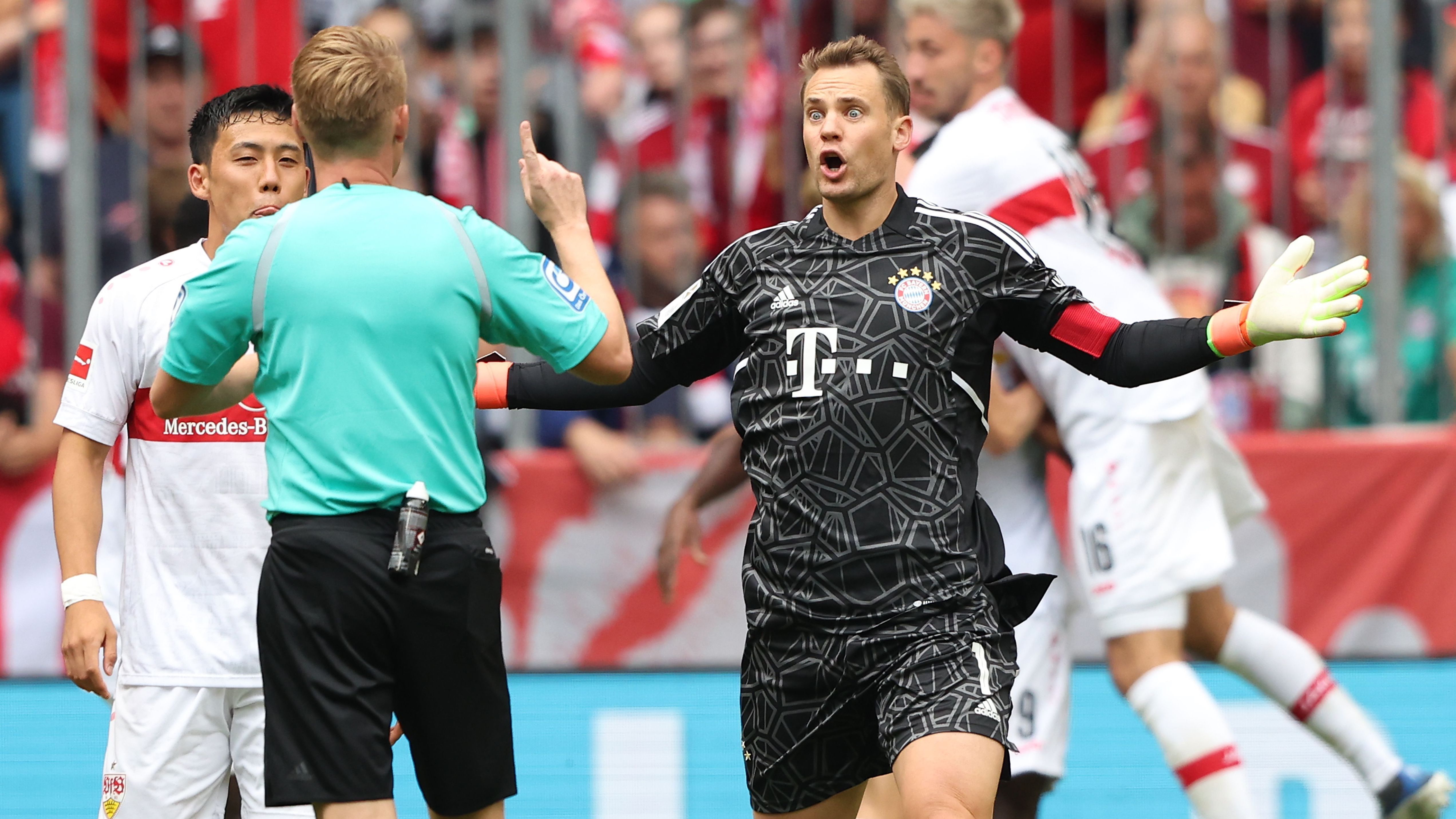 Manuel Neuer Bayern Munich Stuttgart 2022-23