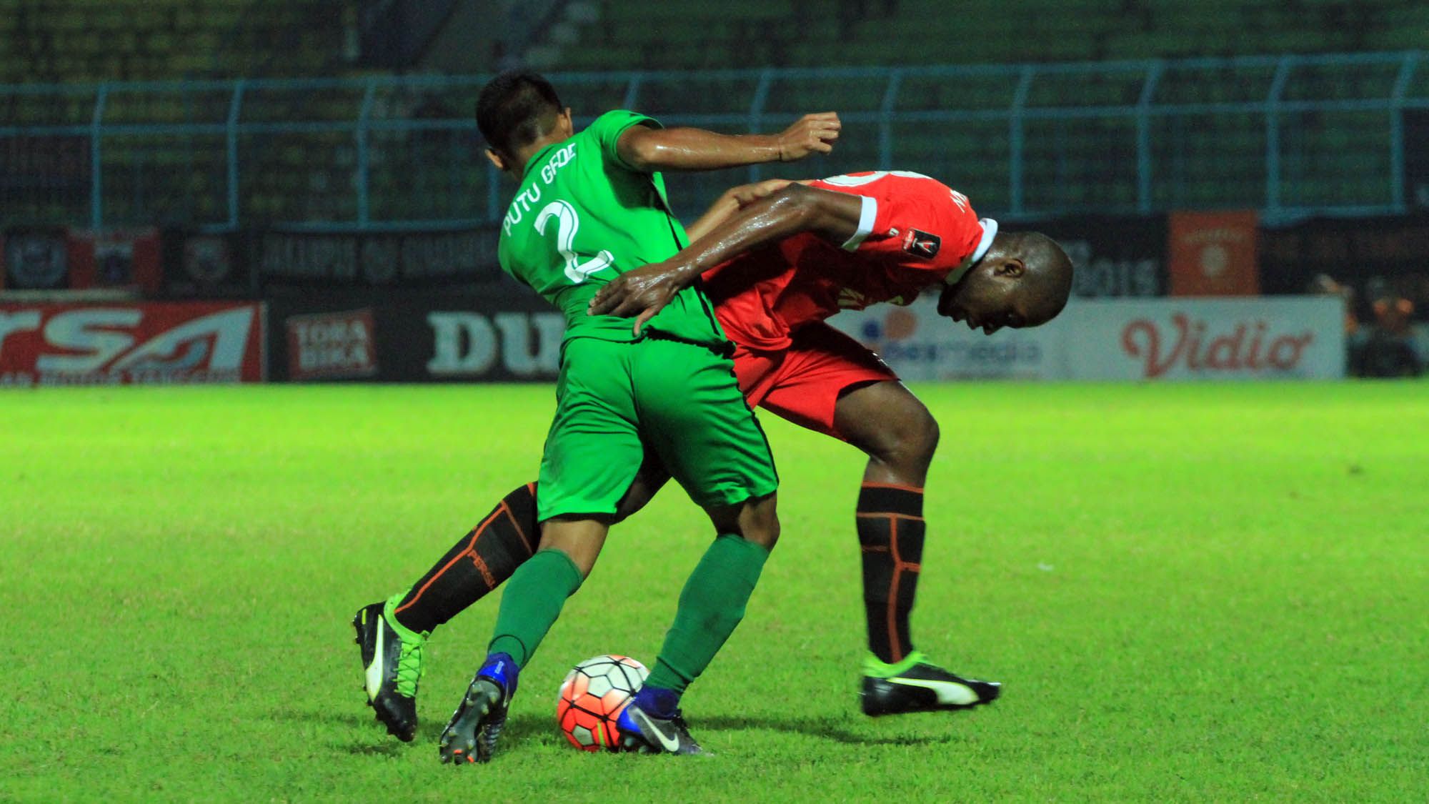 Jhonatan Mariano Bernando - Persija Jakarta & Putu Gede Juniantara - Bhayangkara