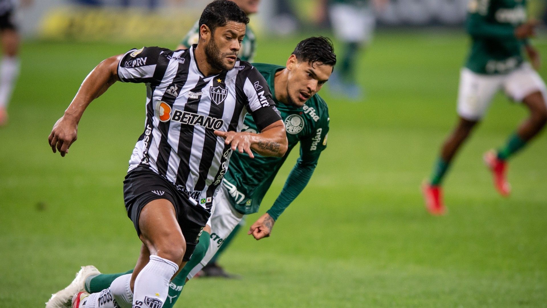 Hulk Gustavo Gómez Atlético-MG Palmeiras Brasileirão 14 08 2021