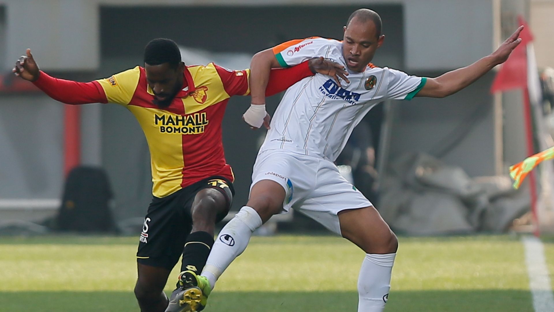 Andre Poko Welinton Goztepe Alanyaspor STSL 02102019