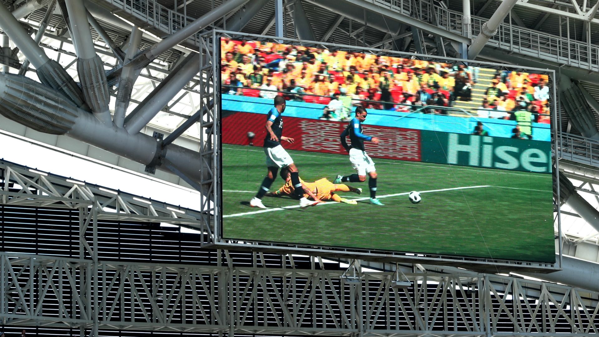VAR France v Australia