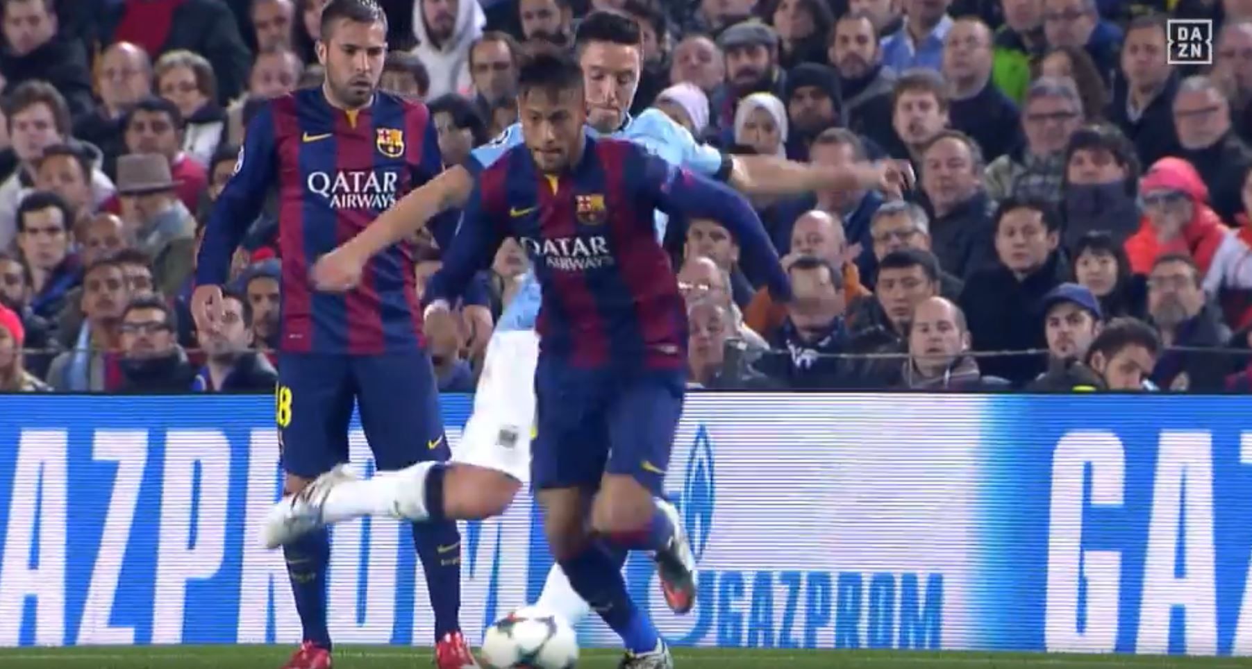 NEYMAR SAMIR NASRI CITY BARCA FOUL