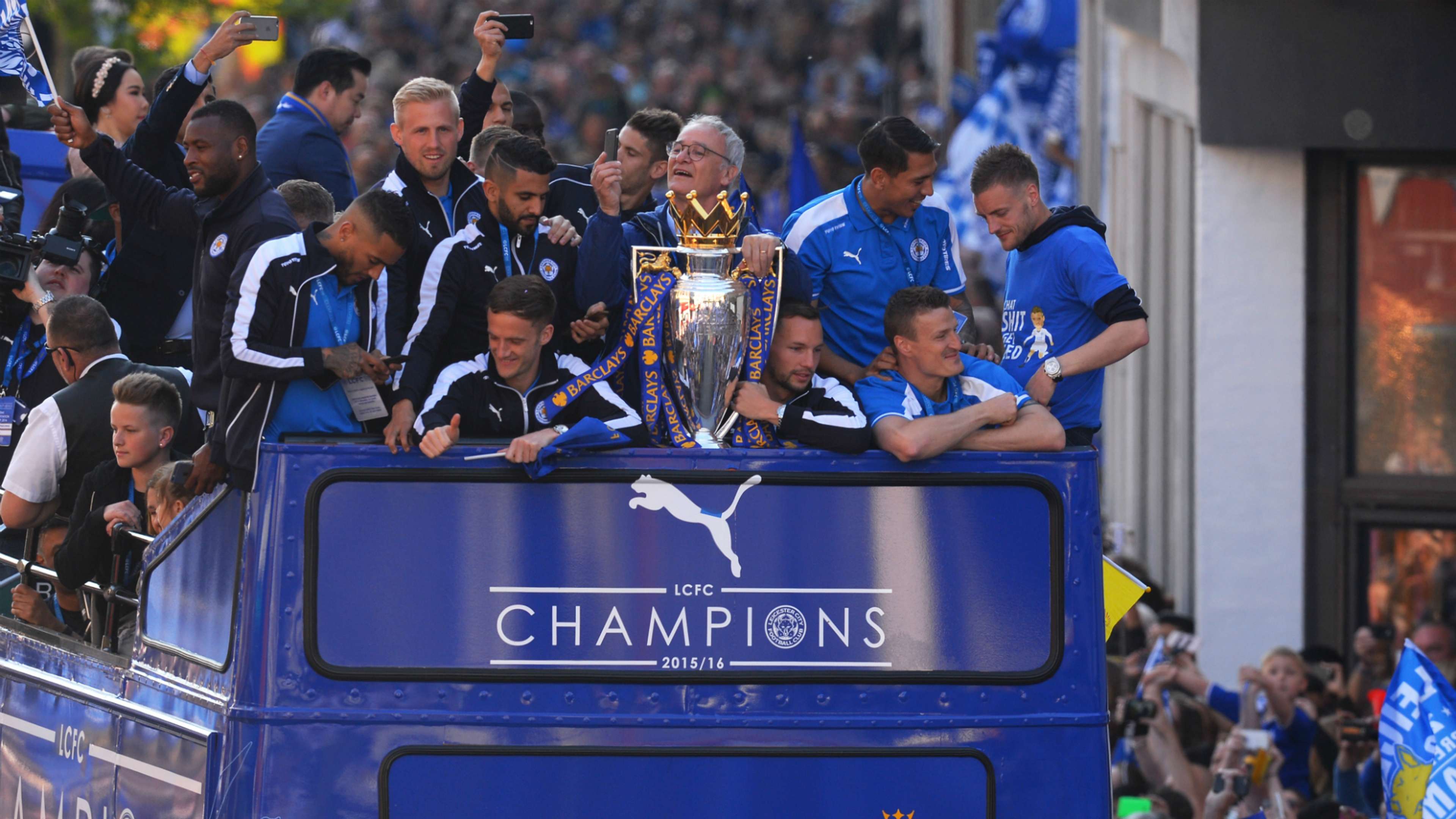 HD Leicester title parade