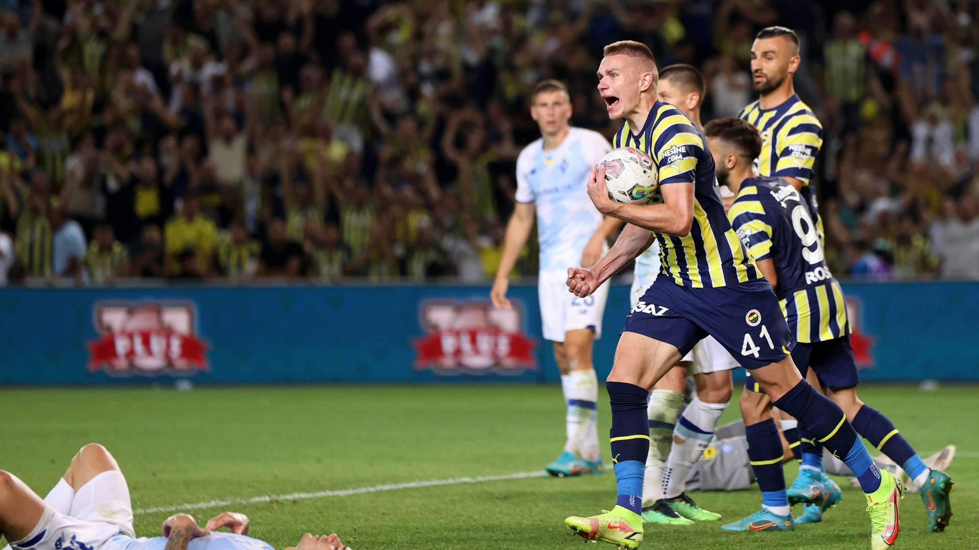 Attila Szalai, Fenerbahçe-Dinamo Kiev