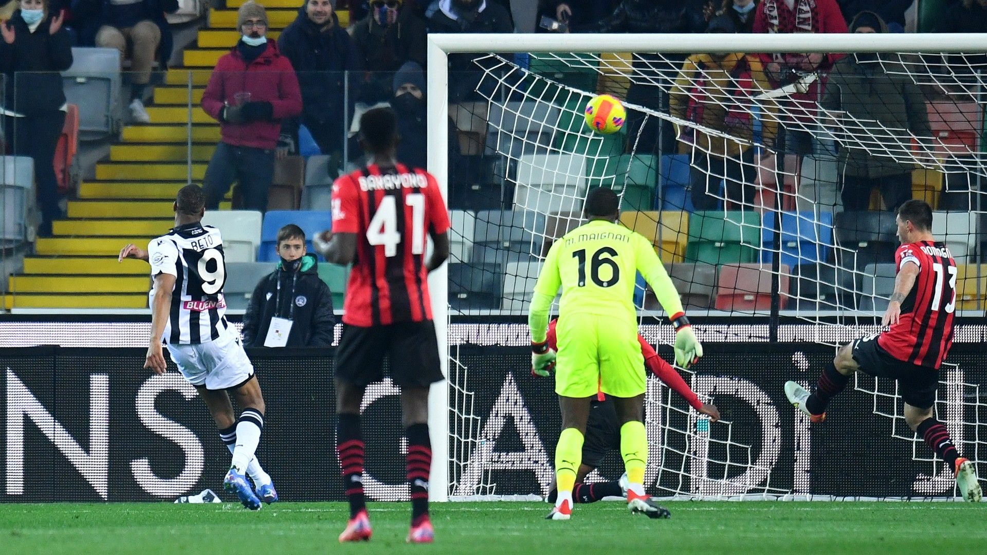Beto goal Udinese Milan Serie A