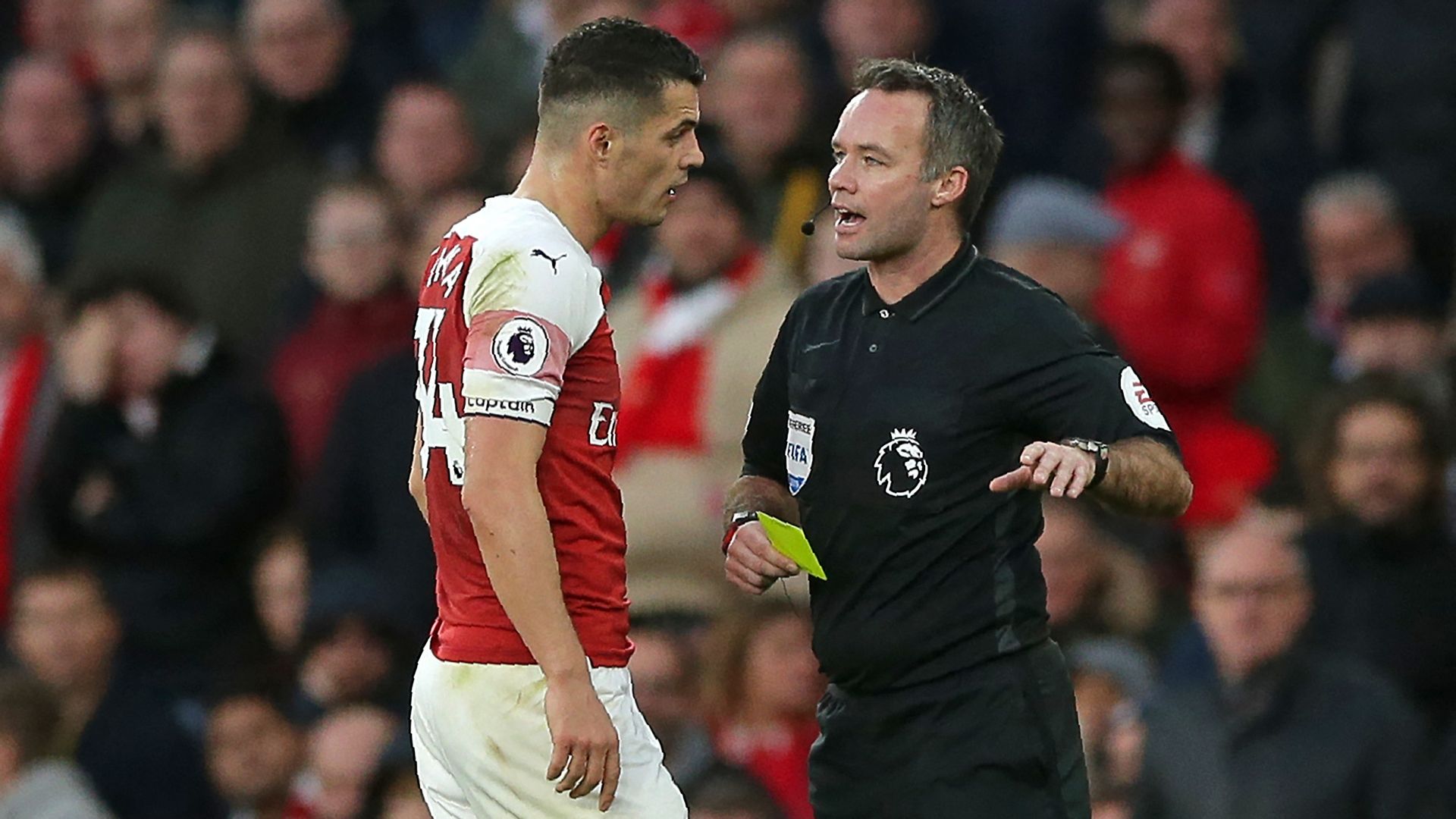 Granit Xhaka yellow card