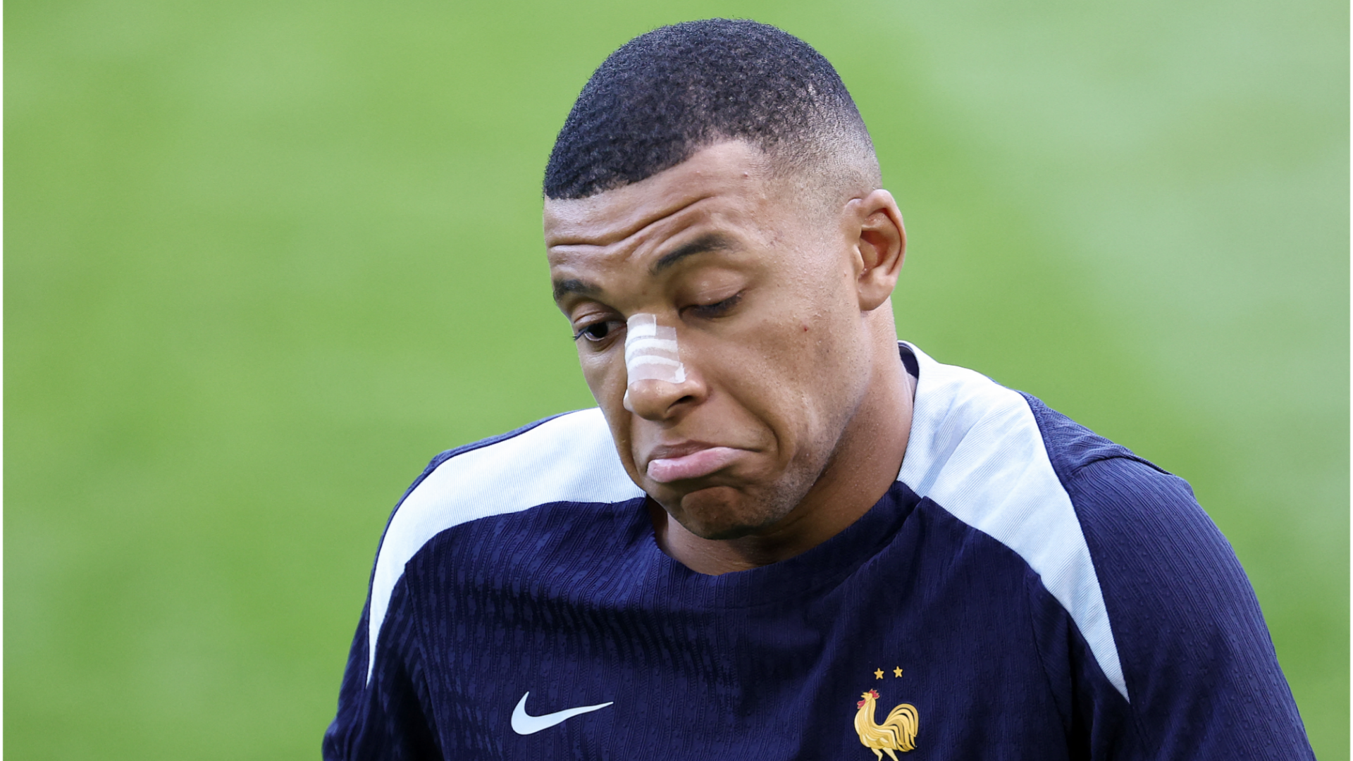 Por que Kylian Mbappé está de máscara para França x Holanda na Eurocopa 2024?-Vitória dos dados