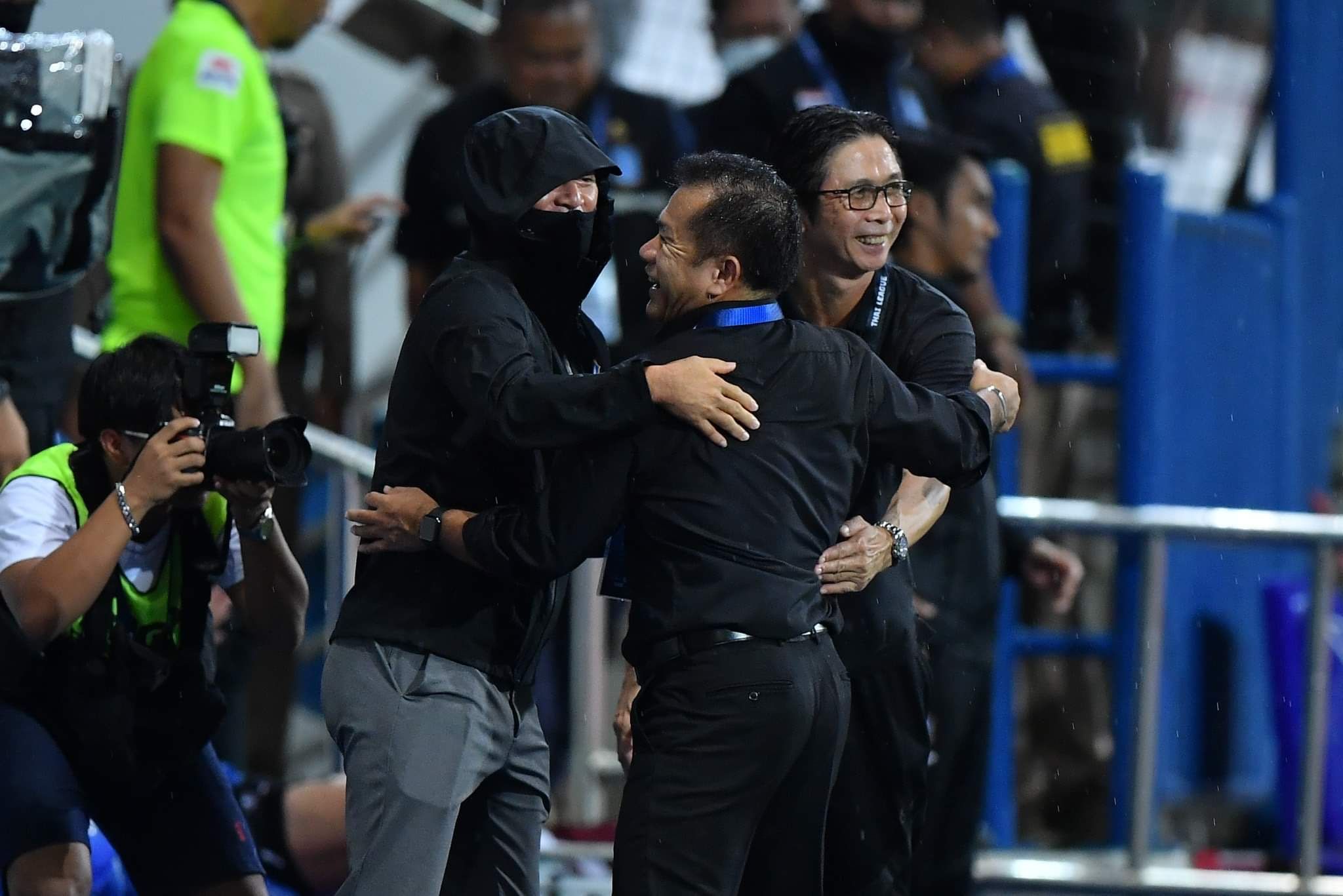 สะสม - ดุสิต