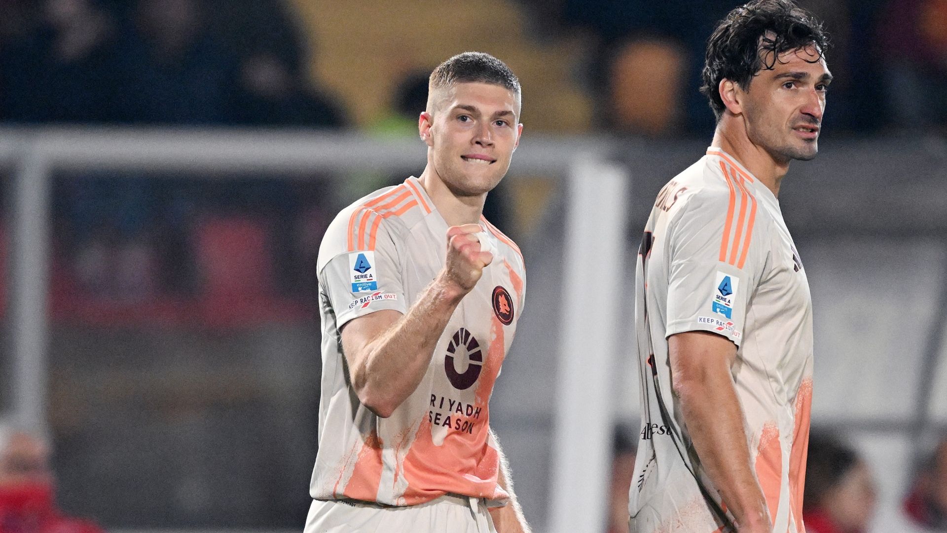 Dovbyk esultanza lecce roma