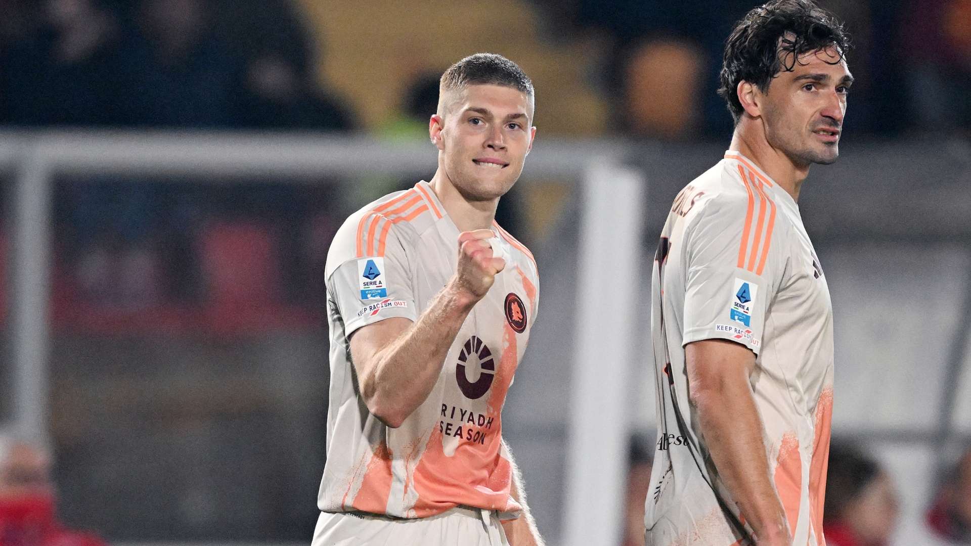 Dovbyk esultanza lecce roma