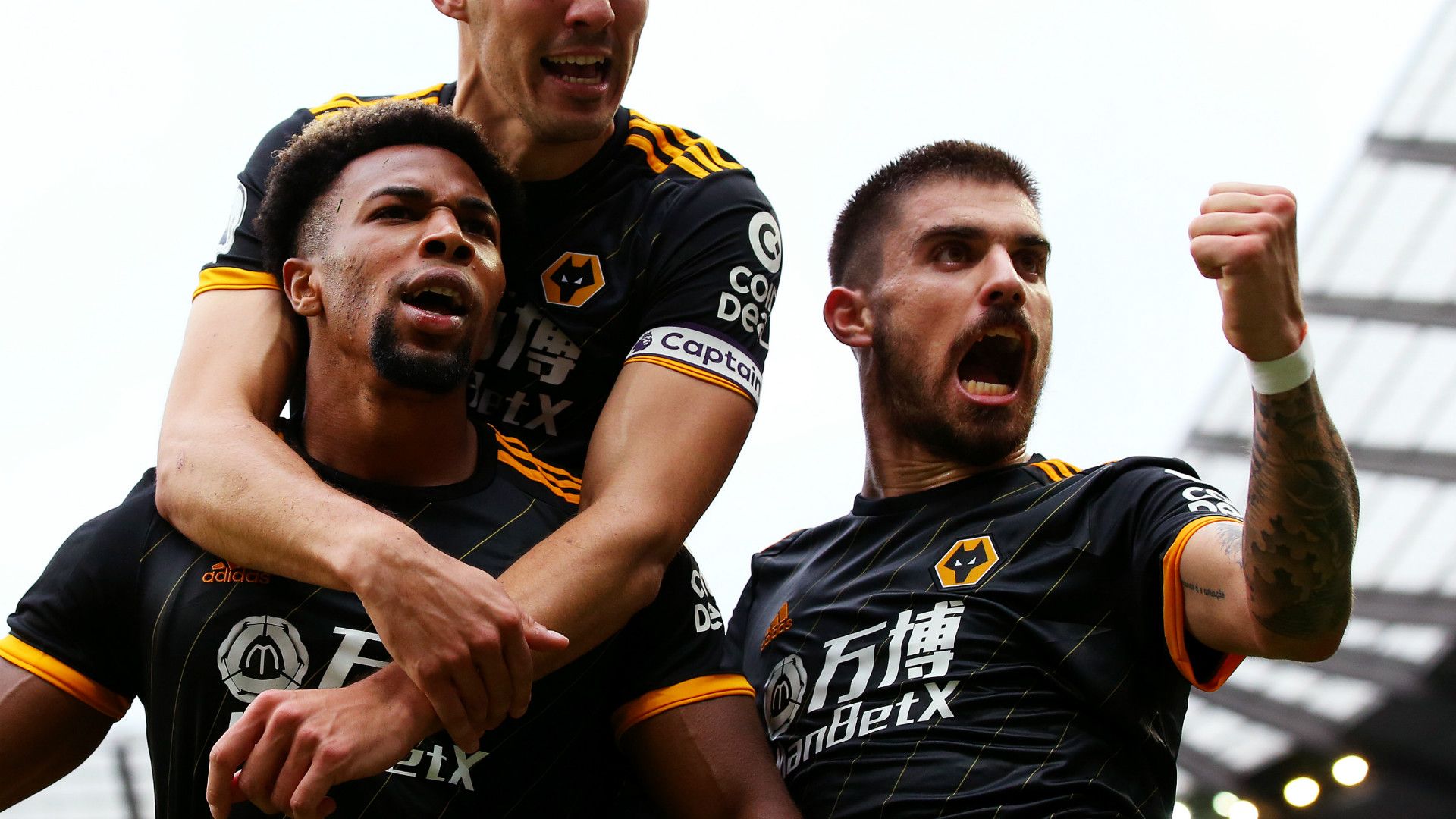 Wolves celebrate 2019-20