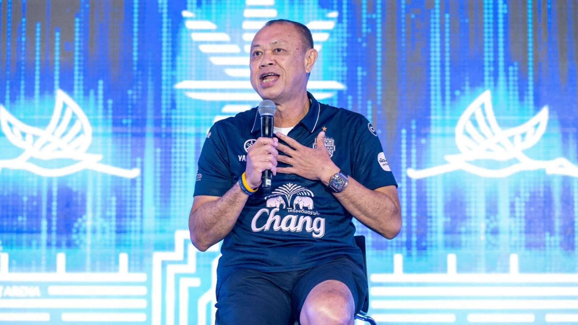 เนวิน ชิดชอบ