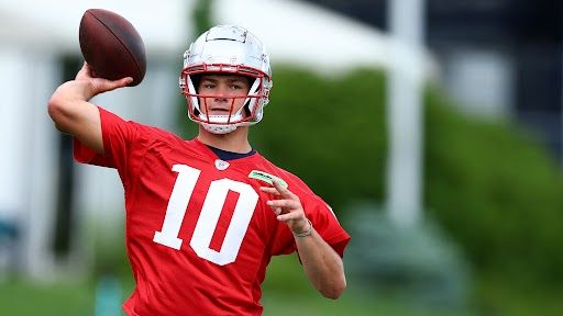 Drake Maye Patriots NFL 2024