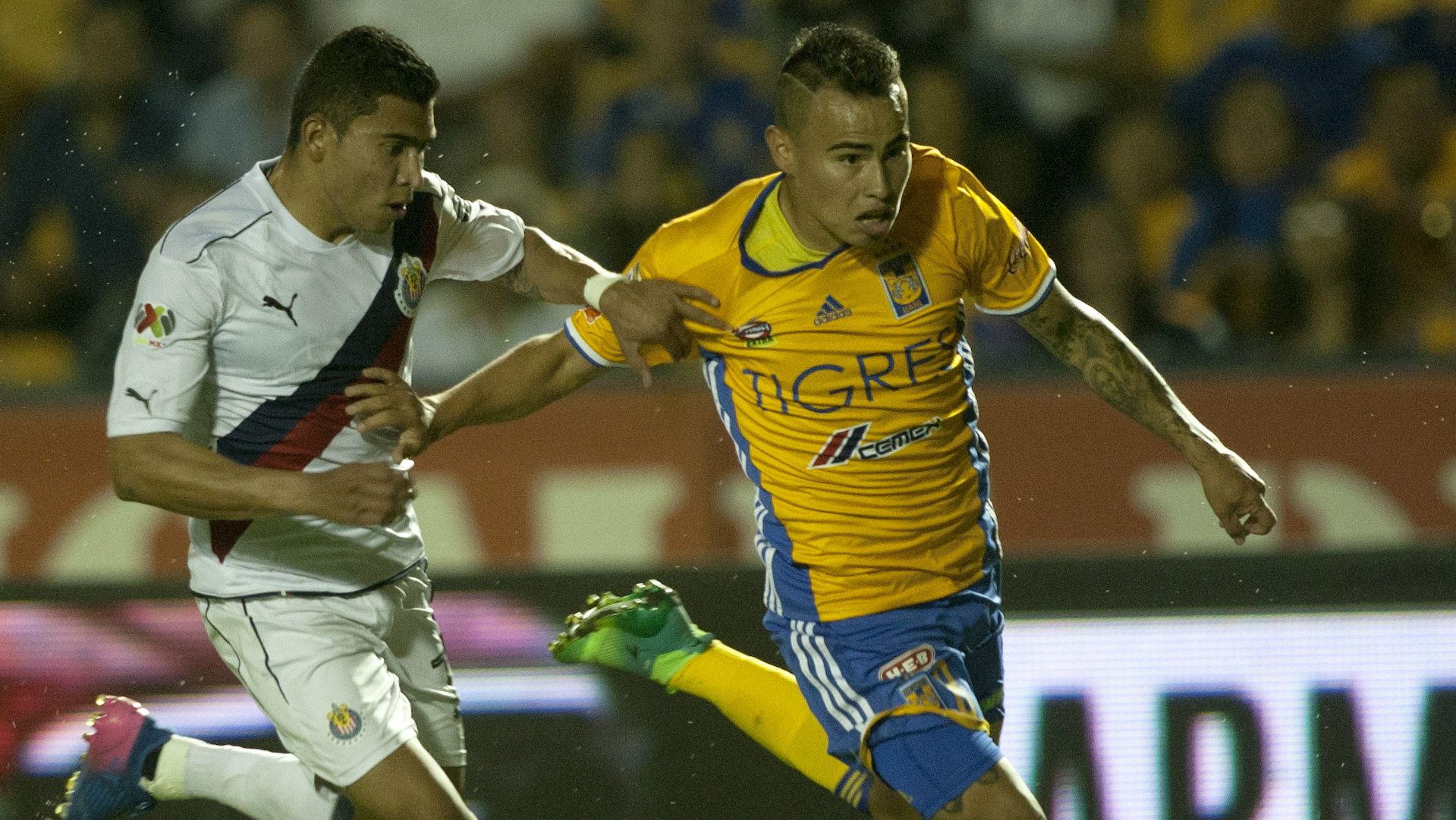 Orbelin Pineda Chivas Lucas Zelarayan Tigres