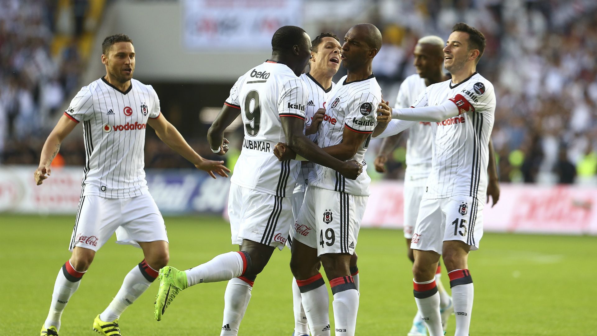Besiktas celebration vs Gaziantepspor 05282017