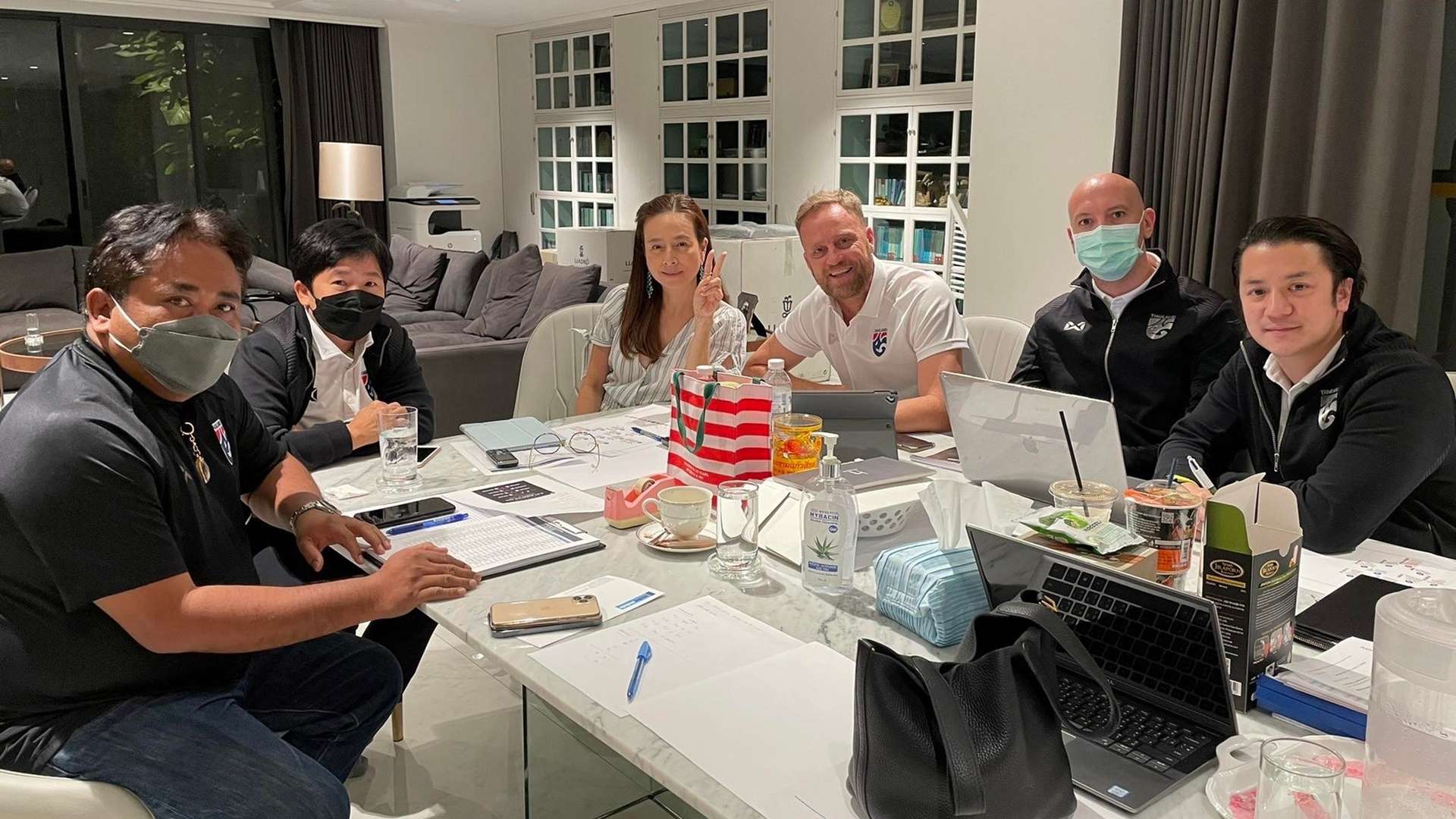 ทีมชาติไทย 2021