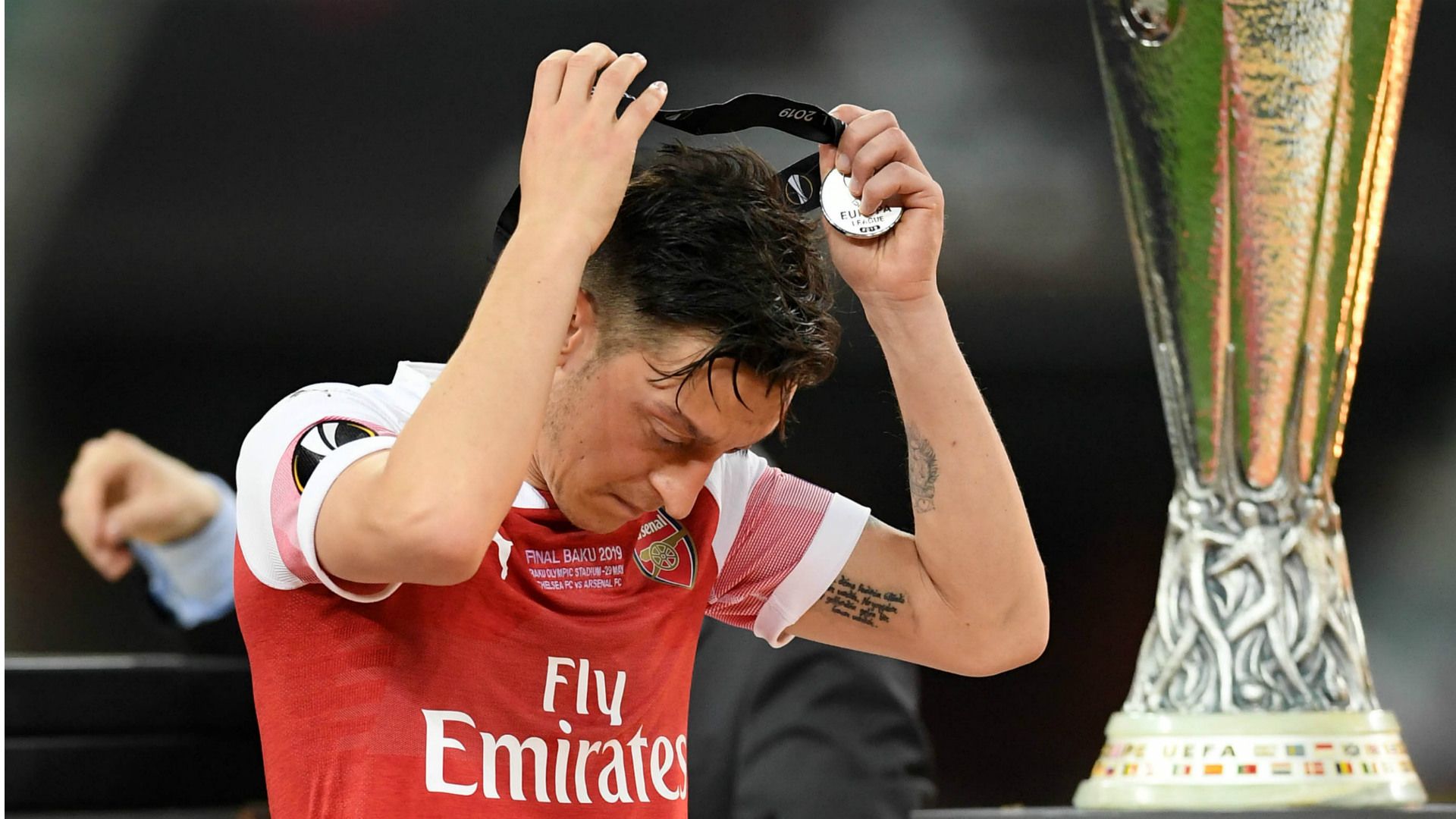 エジルらは新たな血と交換を」アーセナル番記者が訴える“冷酷さ