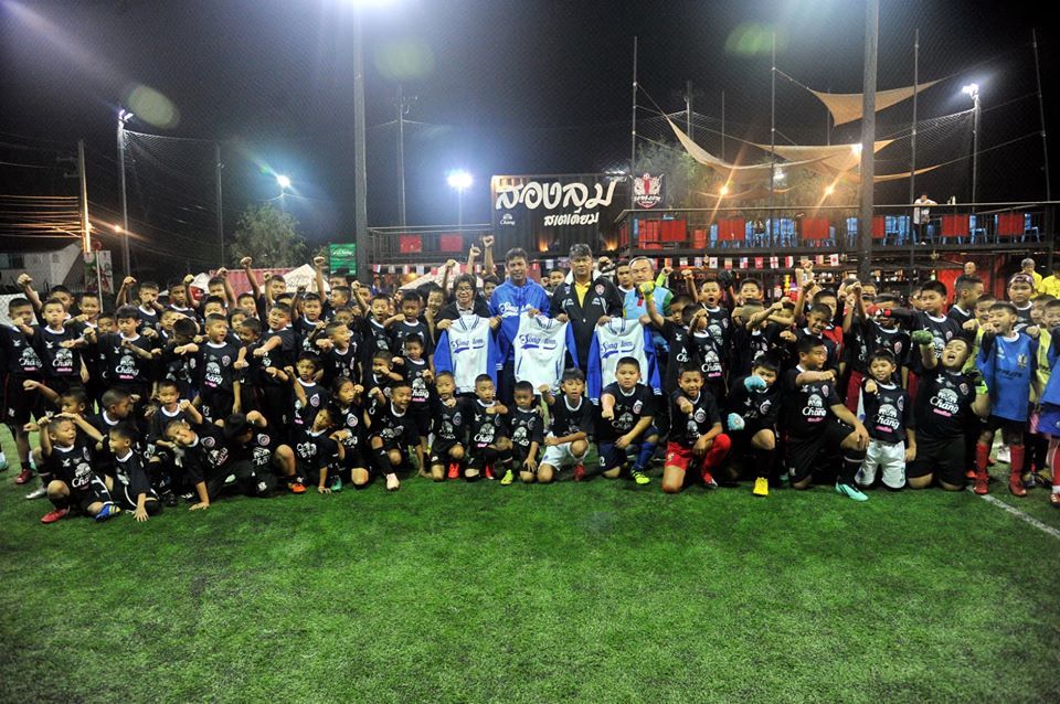 “ช้าง ซอคเกอร์ สคูล 2018” สนามที่ 3