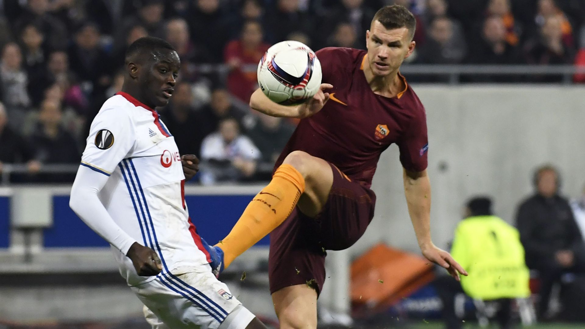 Edin Dzeko Lyon Roma Europa League