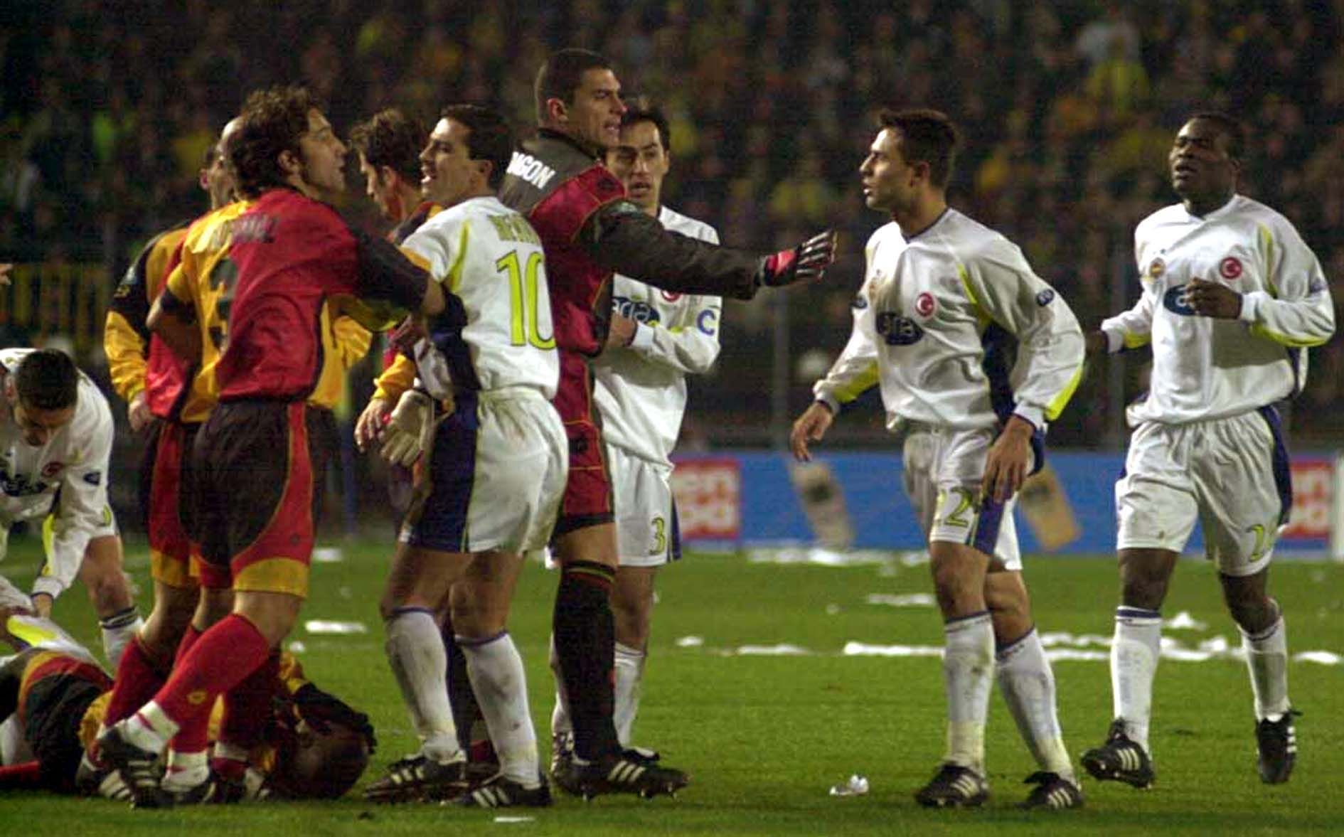 Fenerbahçe vs Galatasaray. 02.16.2002