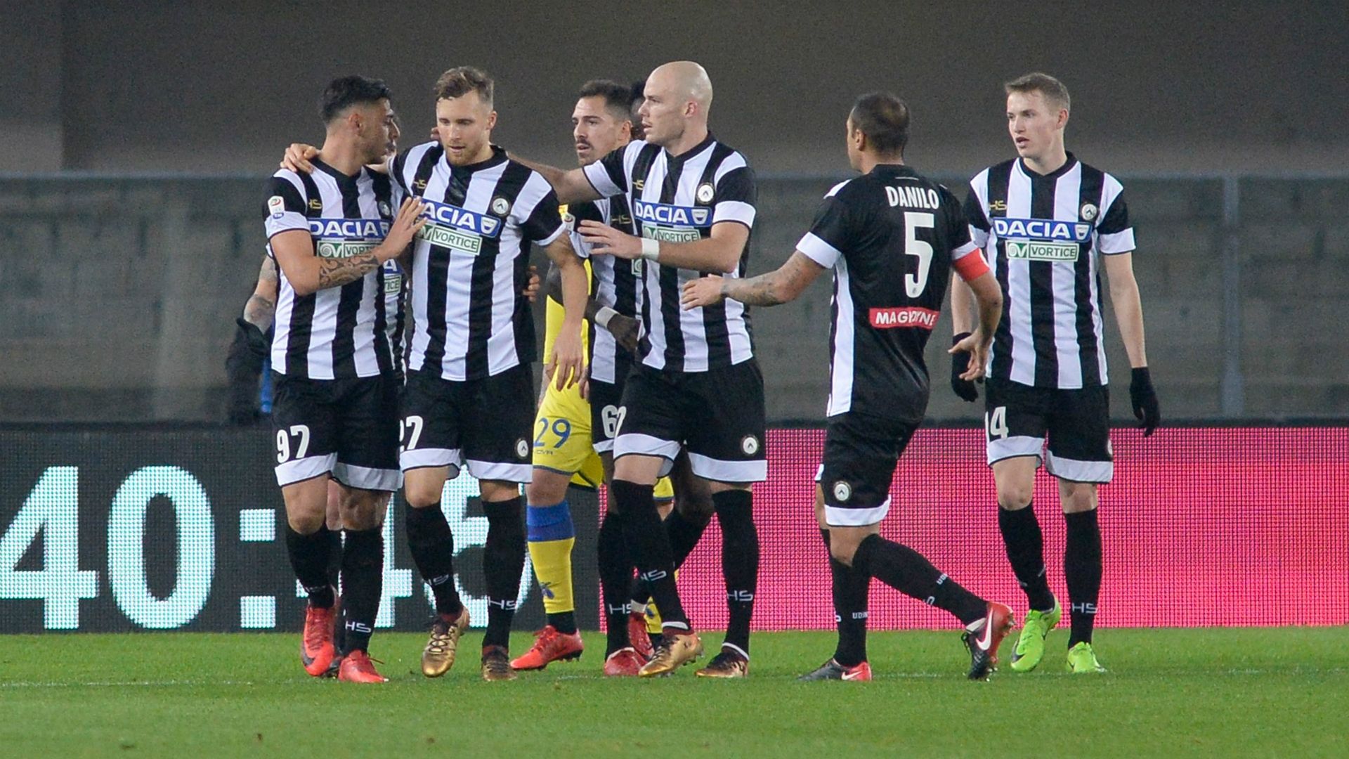 Udinese celebrating Chievo Udinese Serie A