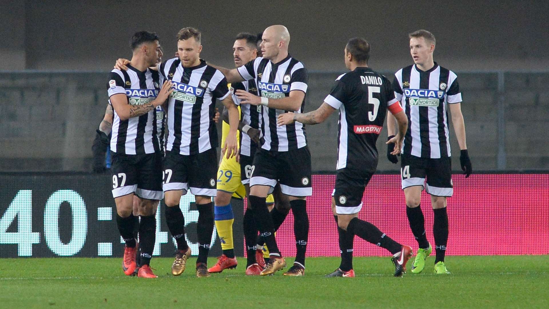 Udinese celebrating Chievo Udinese Serie A