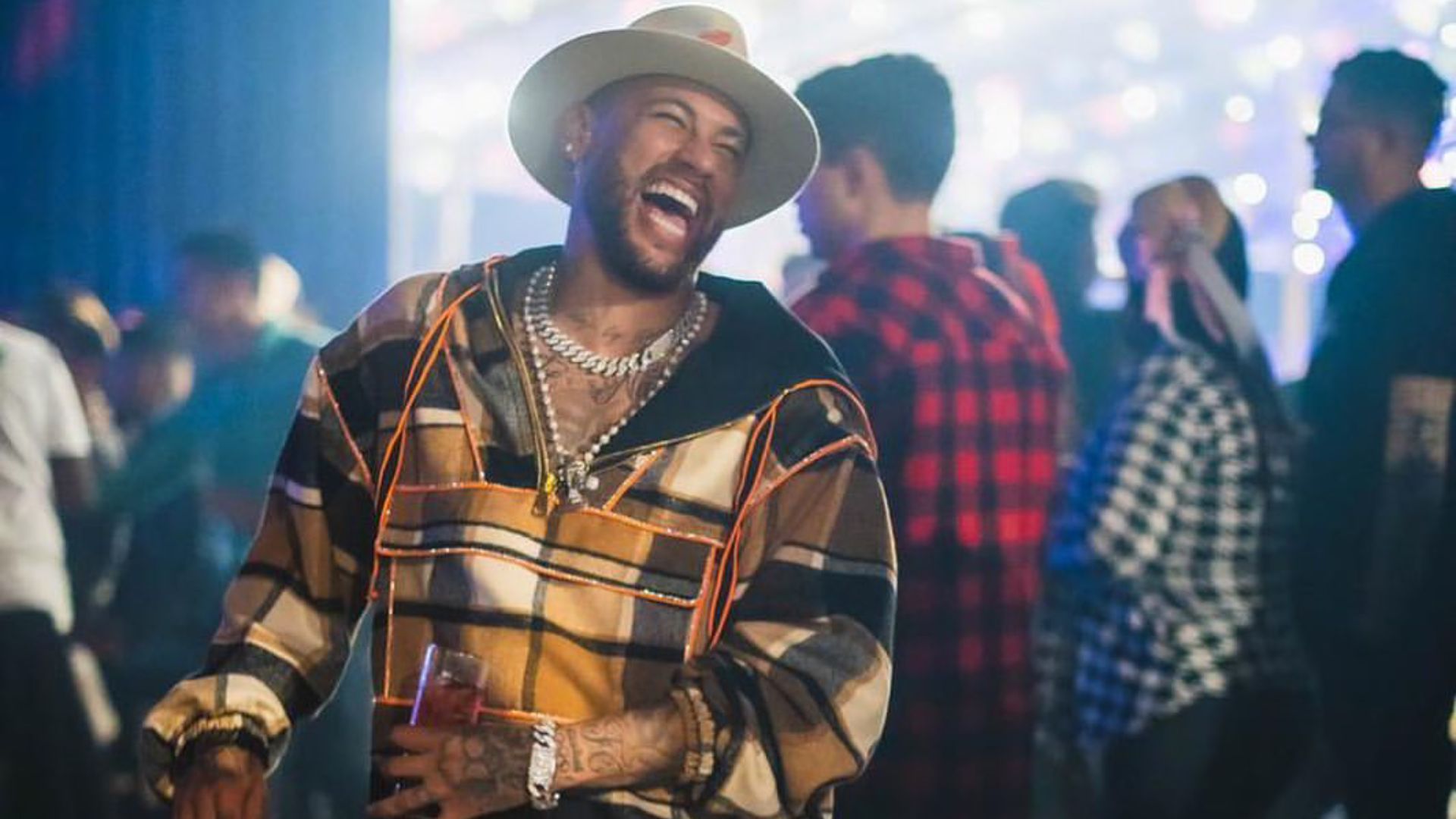 Neymar Boîte de nuit night club fiesta party