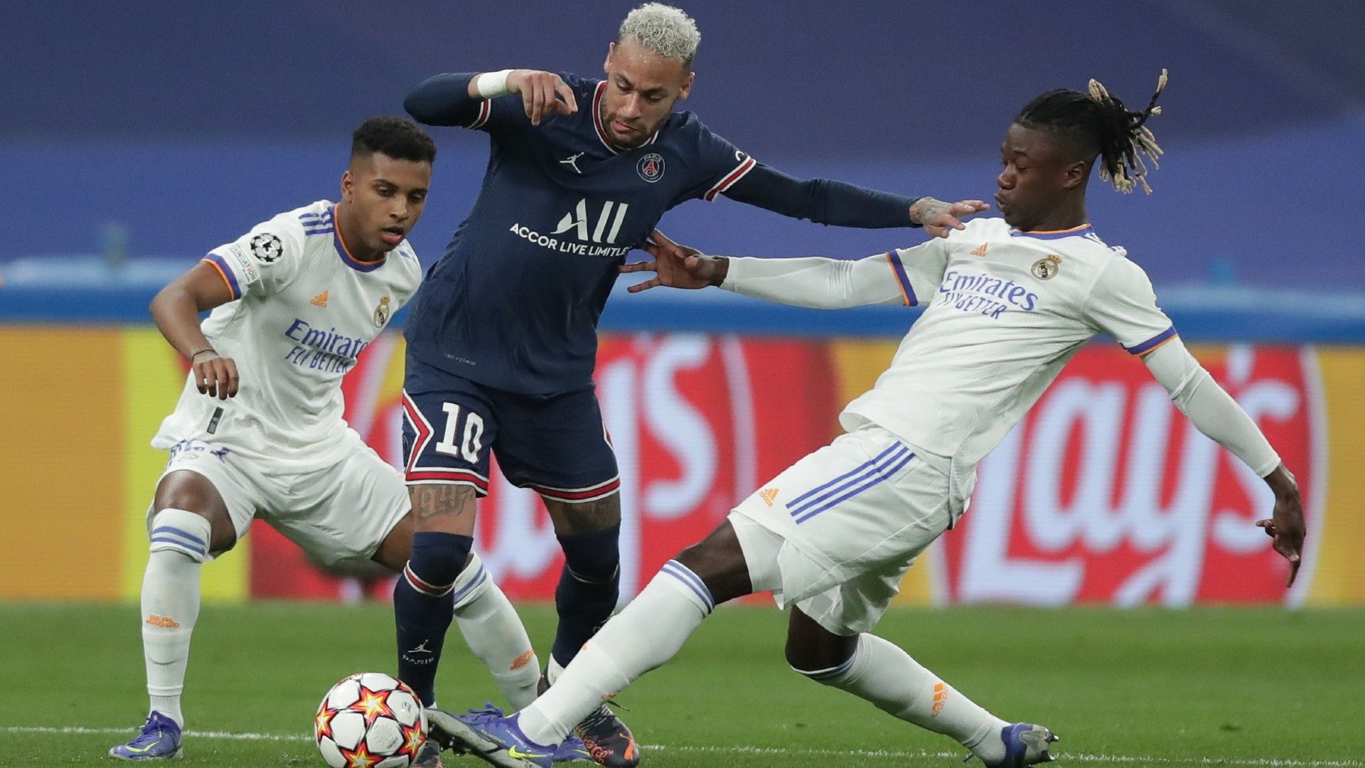 Neymar Eduardo Camavinga PSG Real Madrid 2021-22