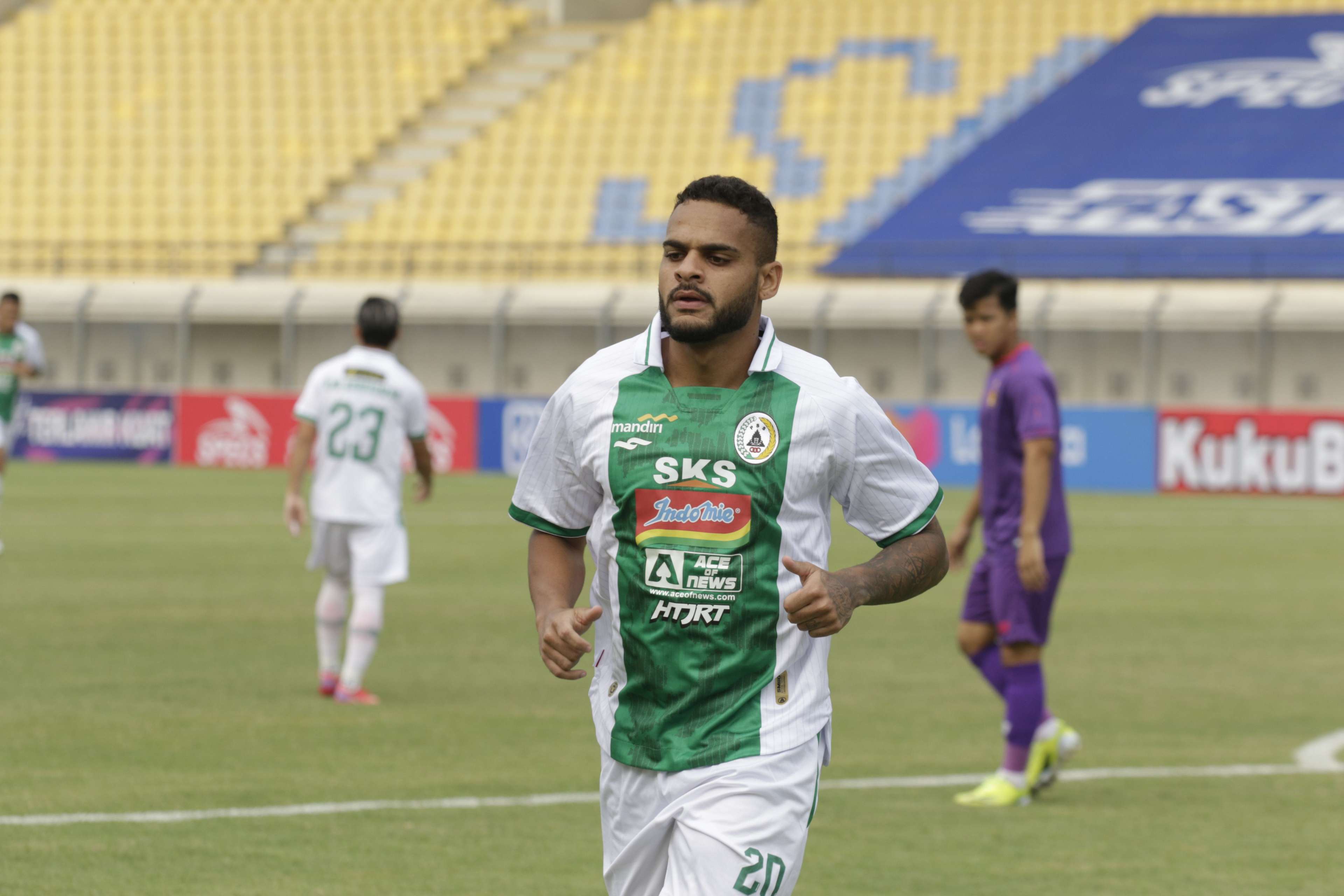 Persik Kediri vs PS Sleman