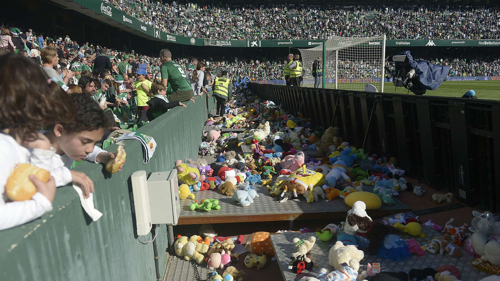 Real Betis Kuscheltiere 22122018