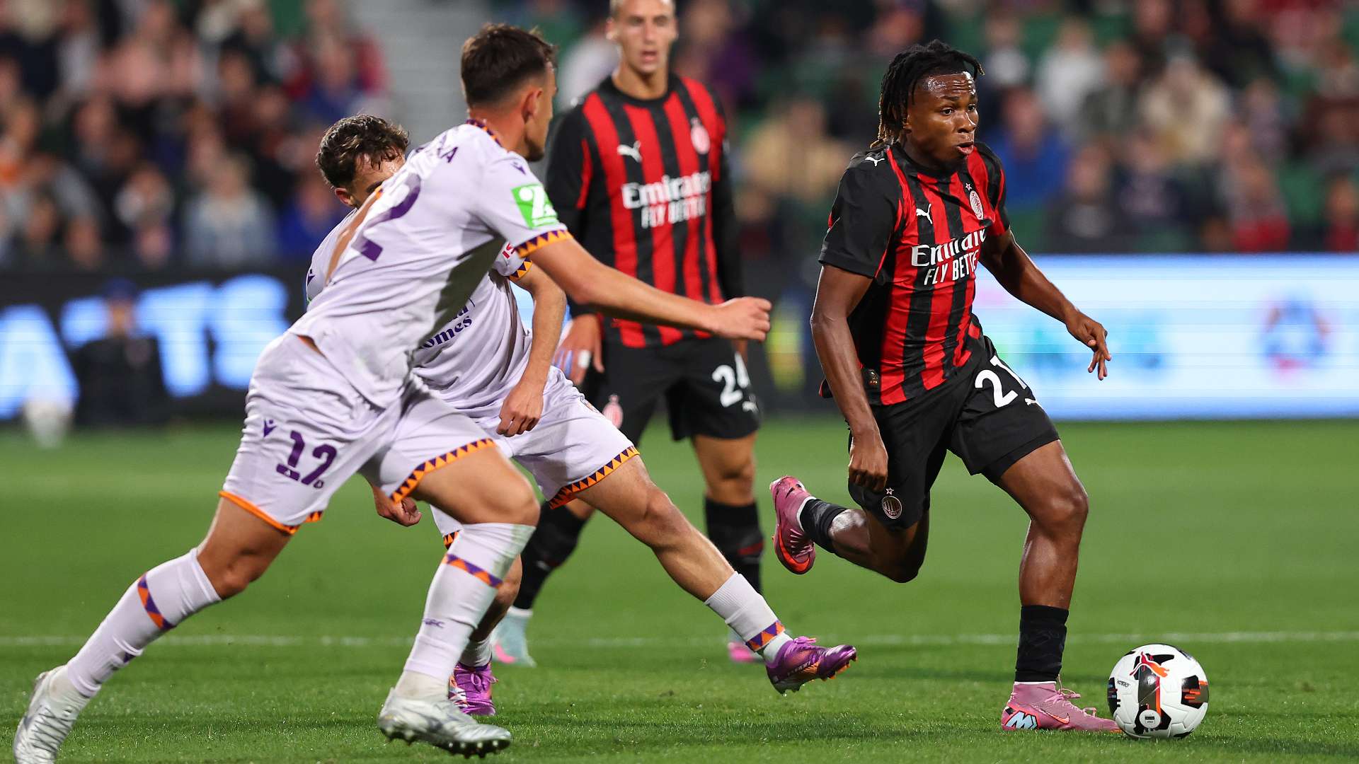 Samuel Chukwueze Milan