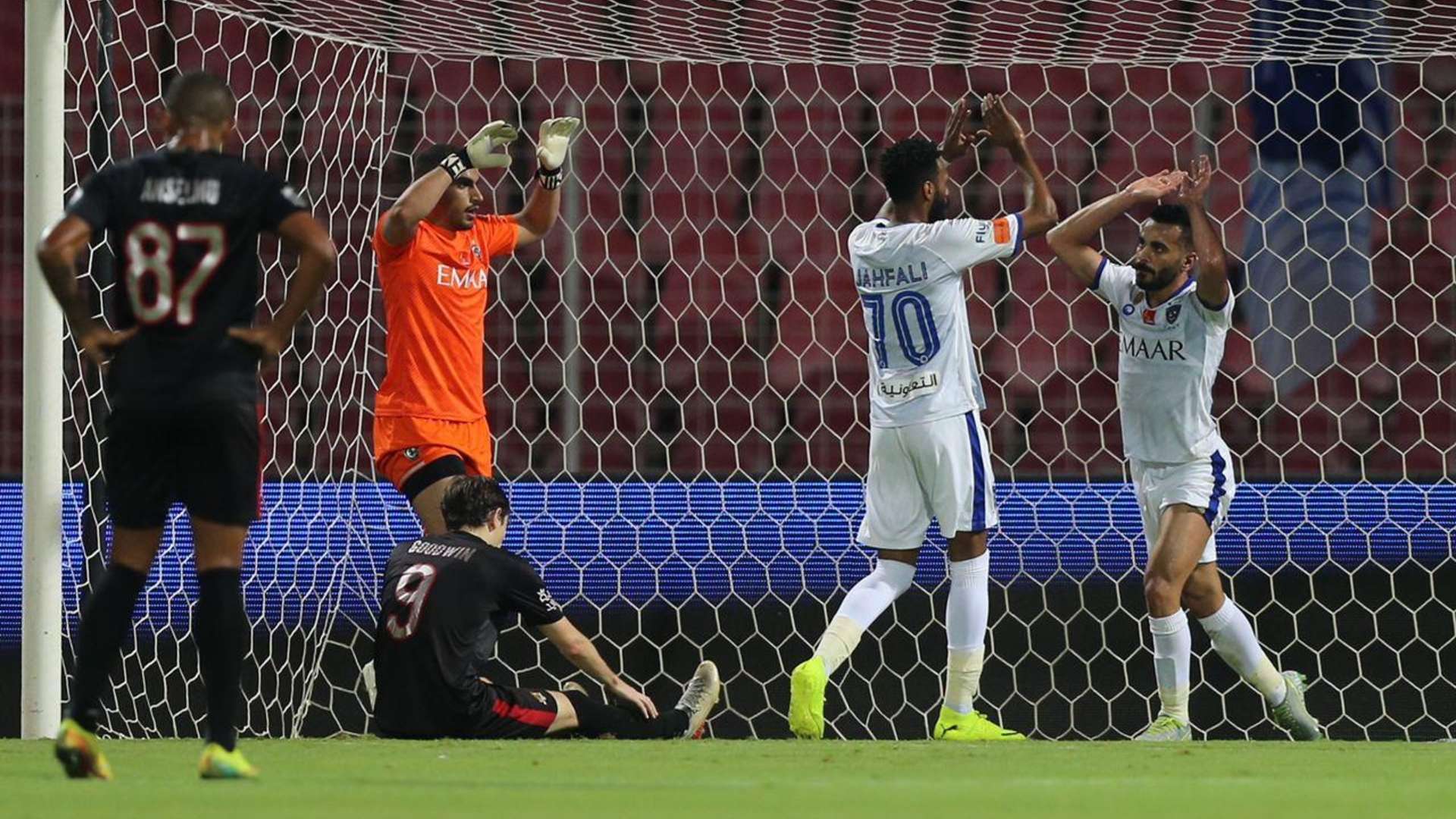 الهلال الوحدة الدوري السعودي
