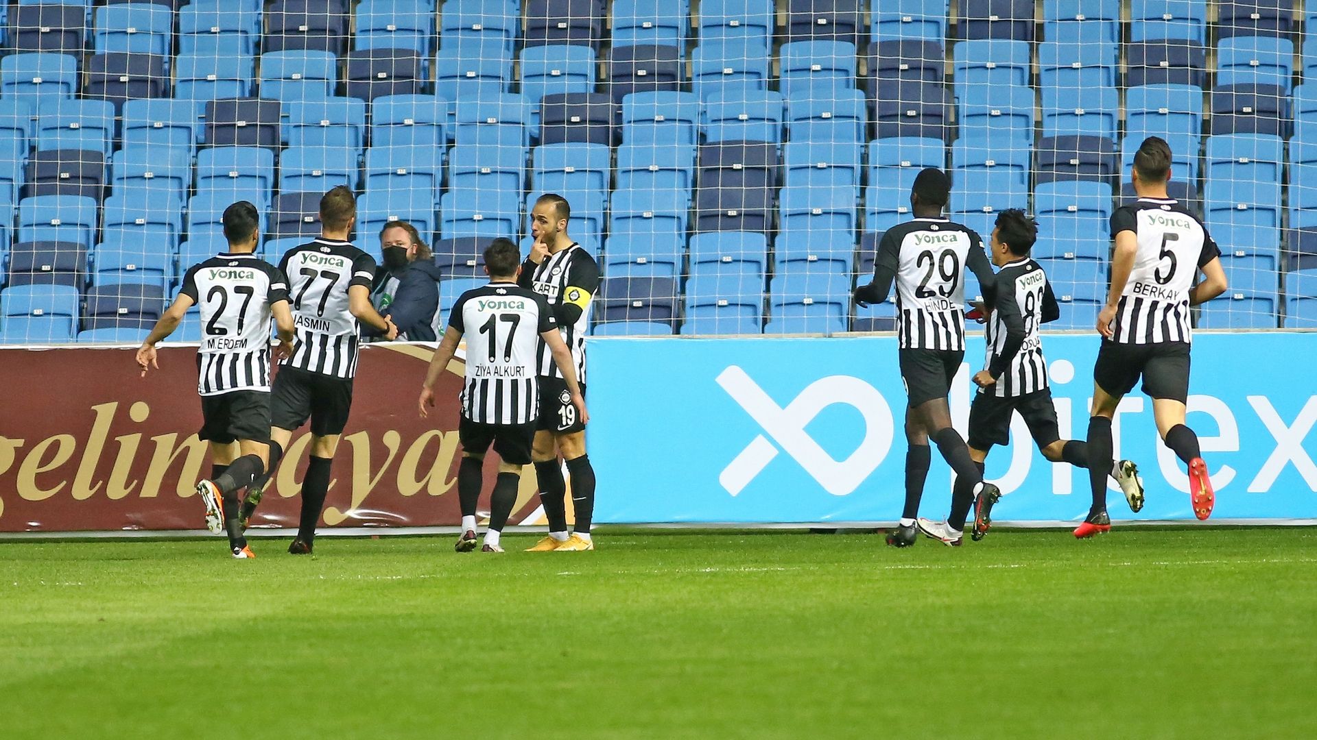 Altay goal celebration 2021