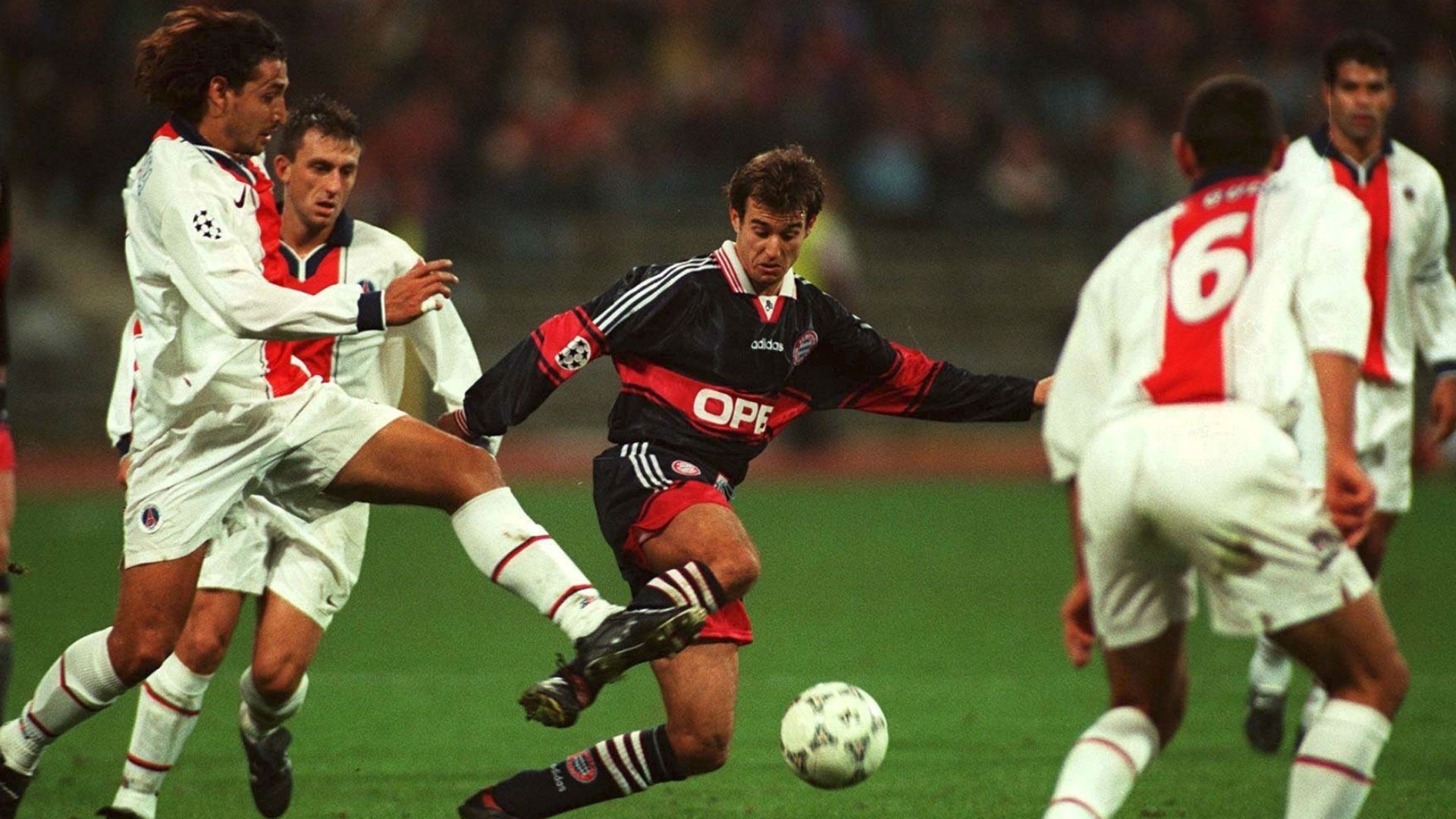Bayern PSG Mehmet Scholl 1997