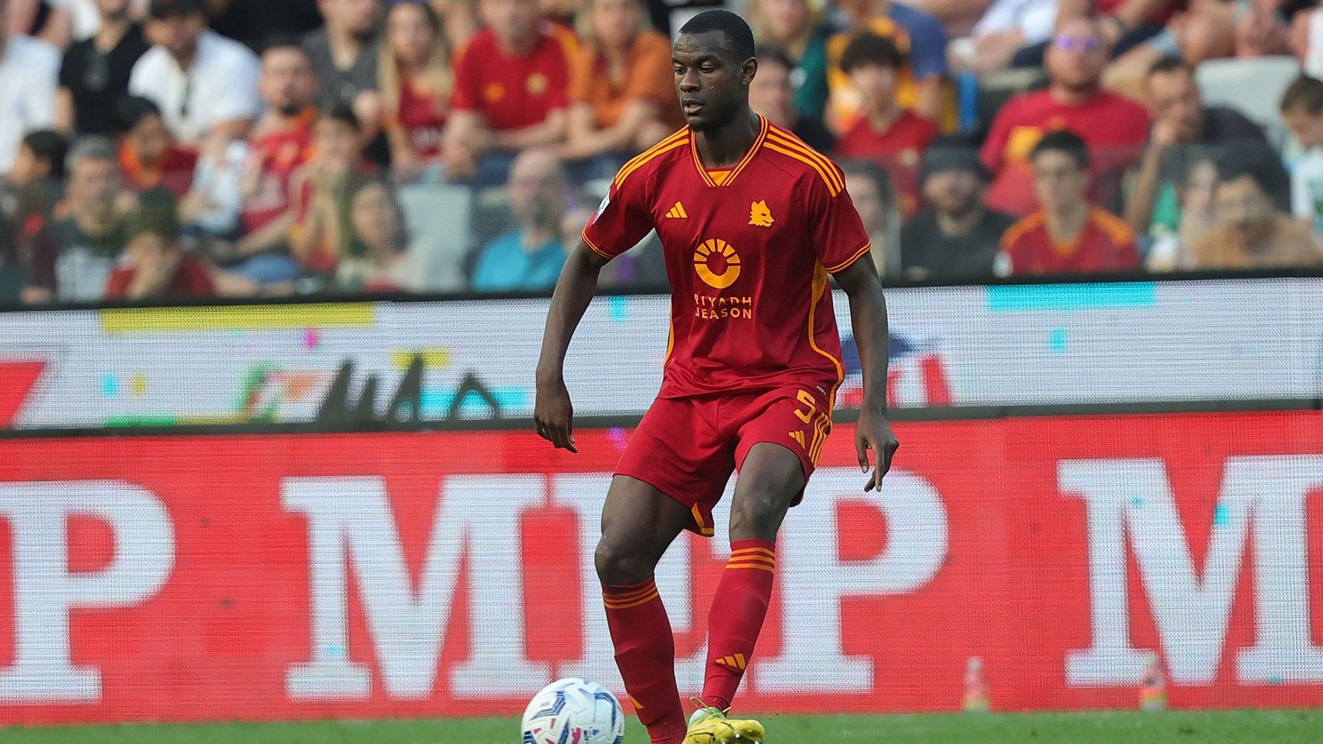 Evan Ndicka