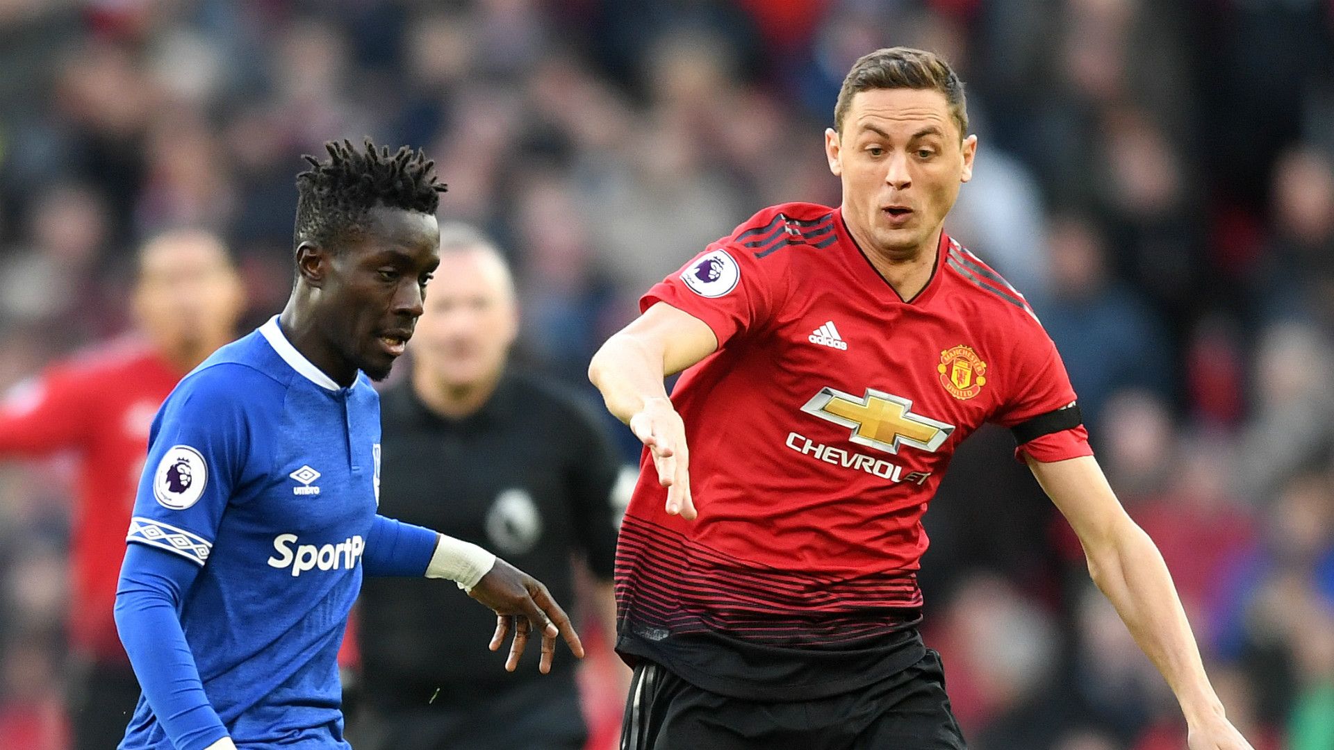 Nemanja Matic Manchester United 2018-19