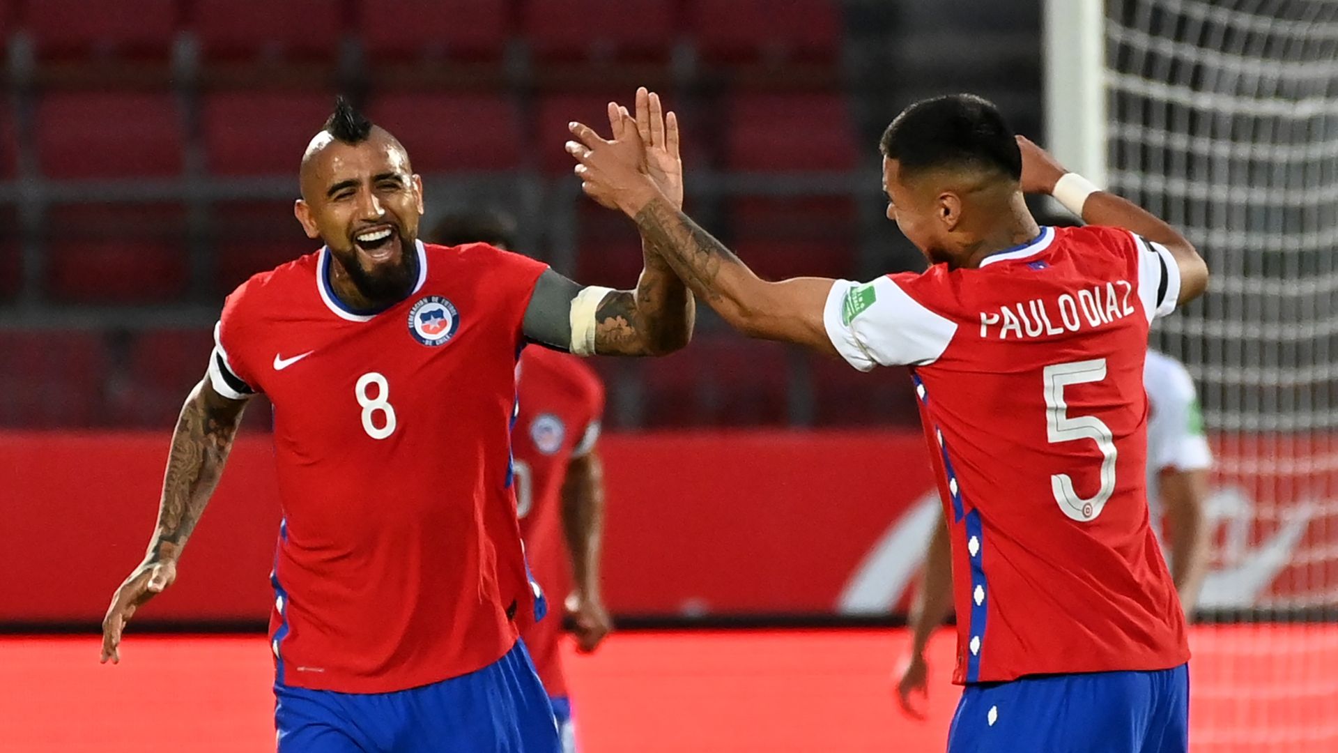 Arturo Vidal Golazo Chile Perú Viernes 13 noviembre 2020