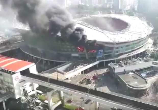 Stade Shenghai Shenhua en feu incendie Chine