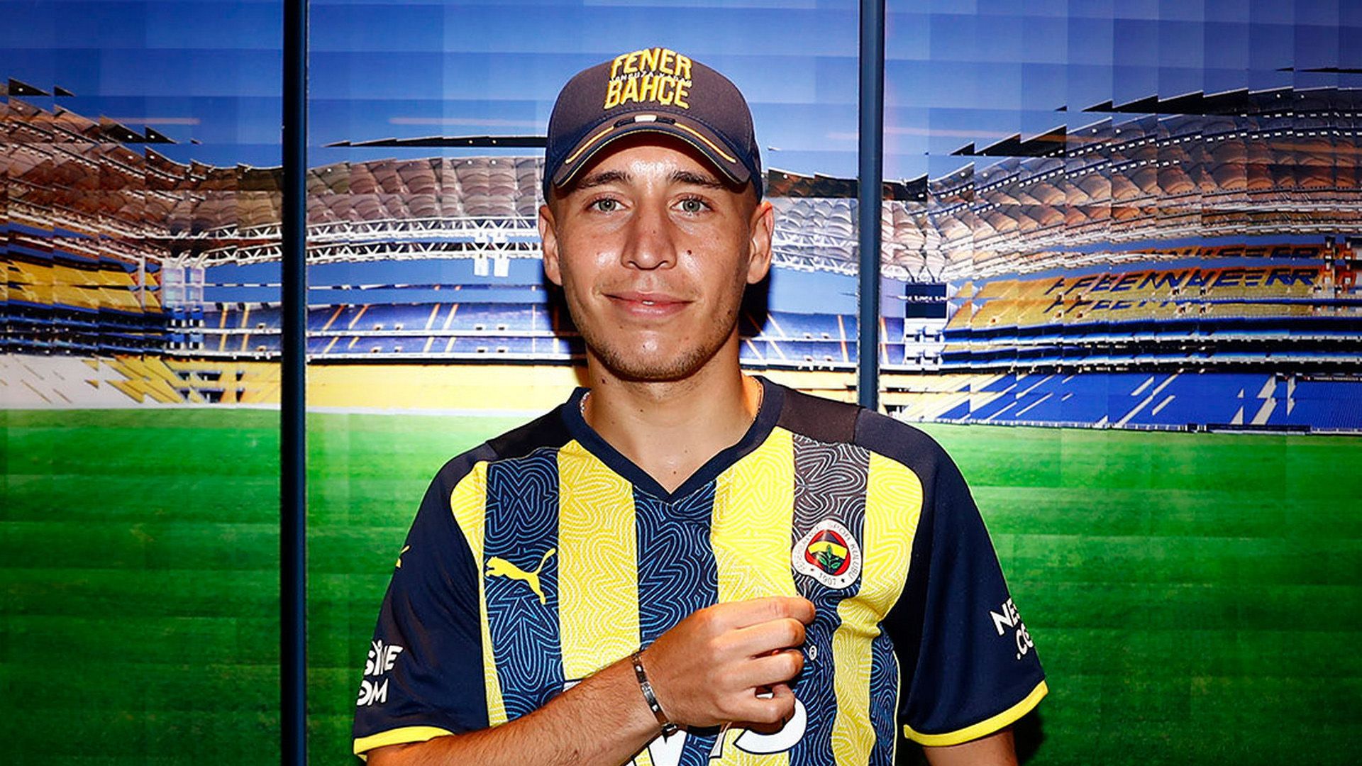Emre Mor Fenerbahce 2022