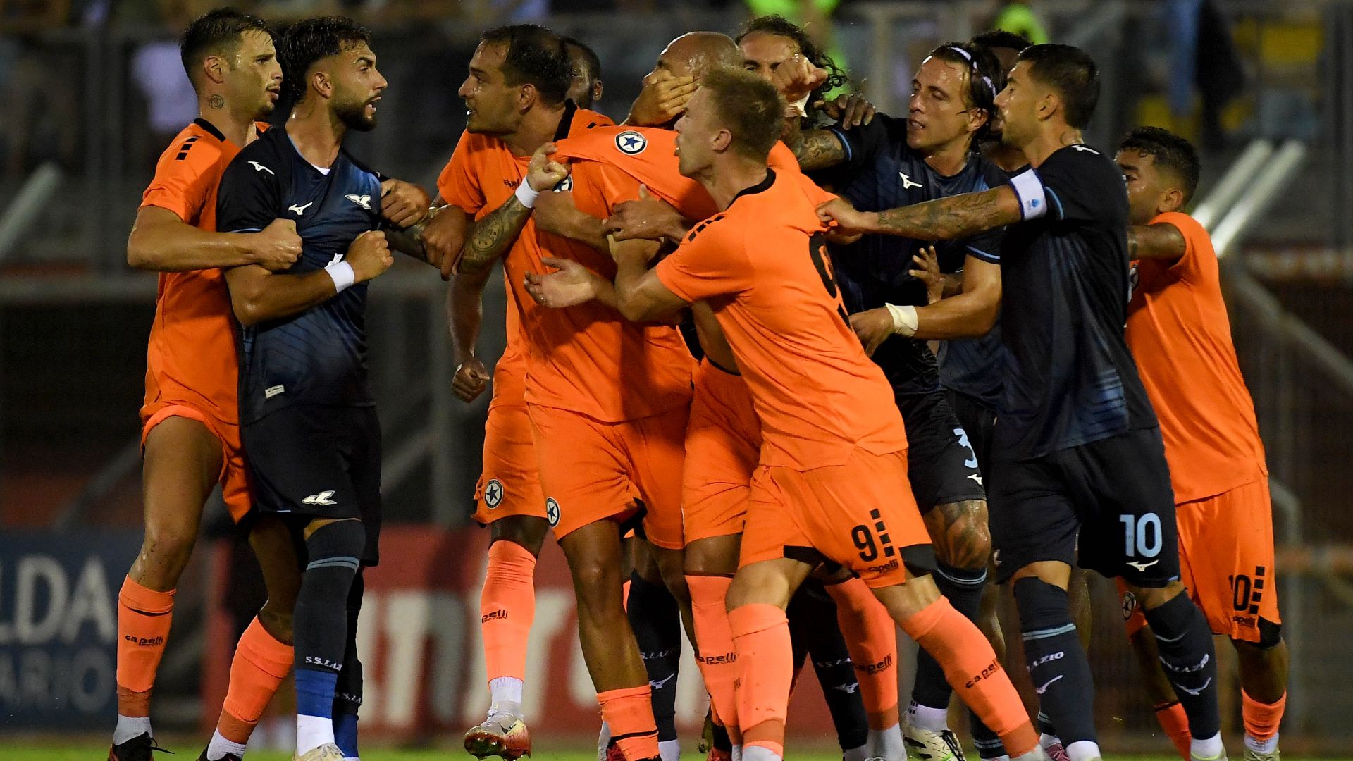 Lazio Atromitos rissa