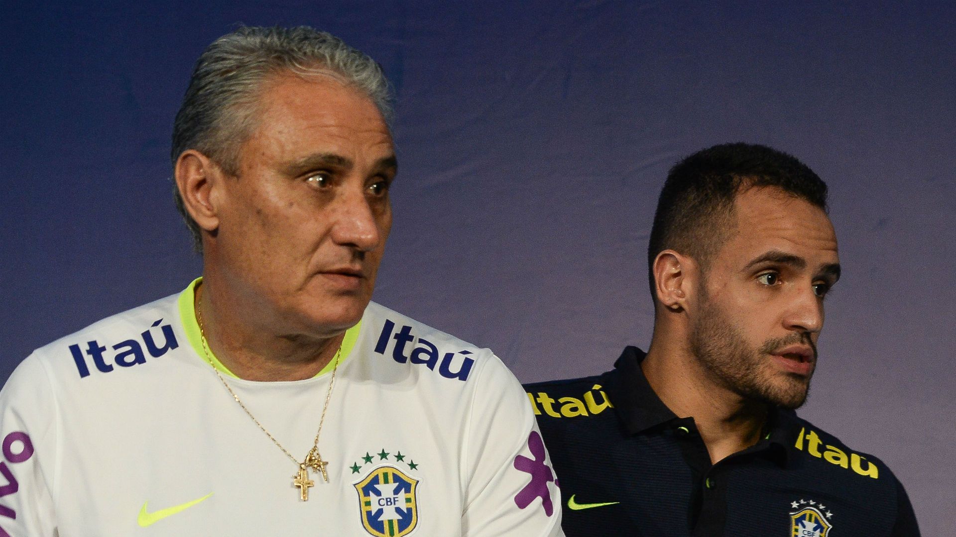 Tite Renato Augusto Brasil 05 10 2016