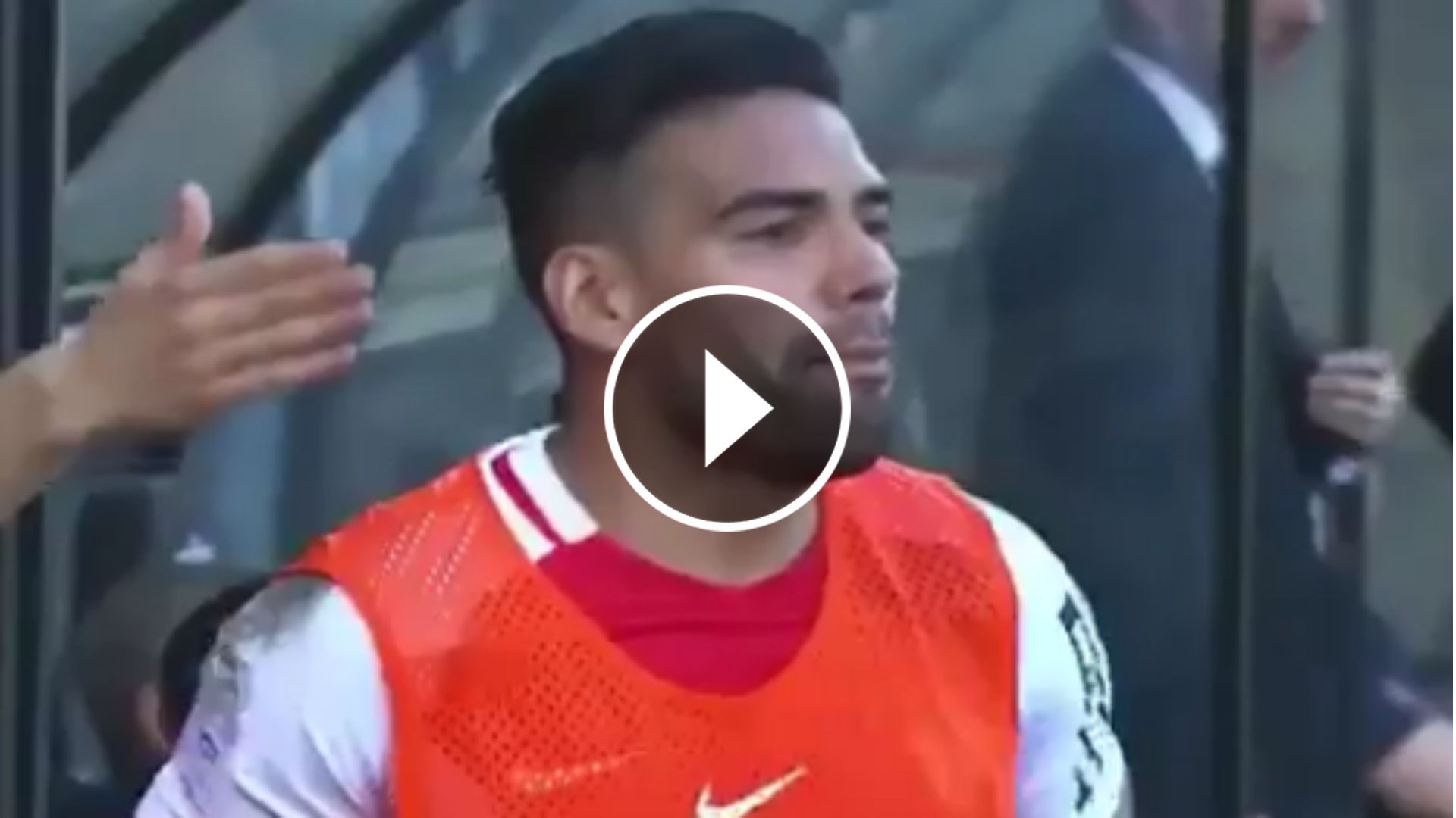 Play Radamel Falcao