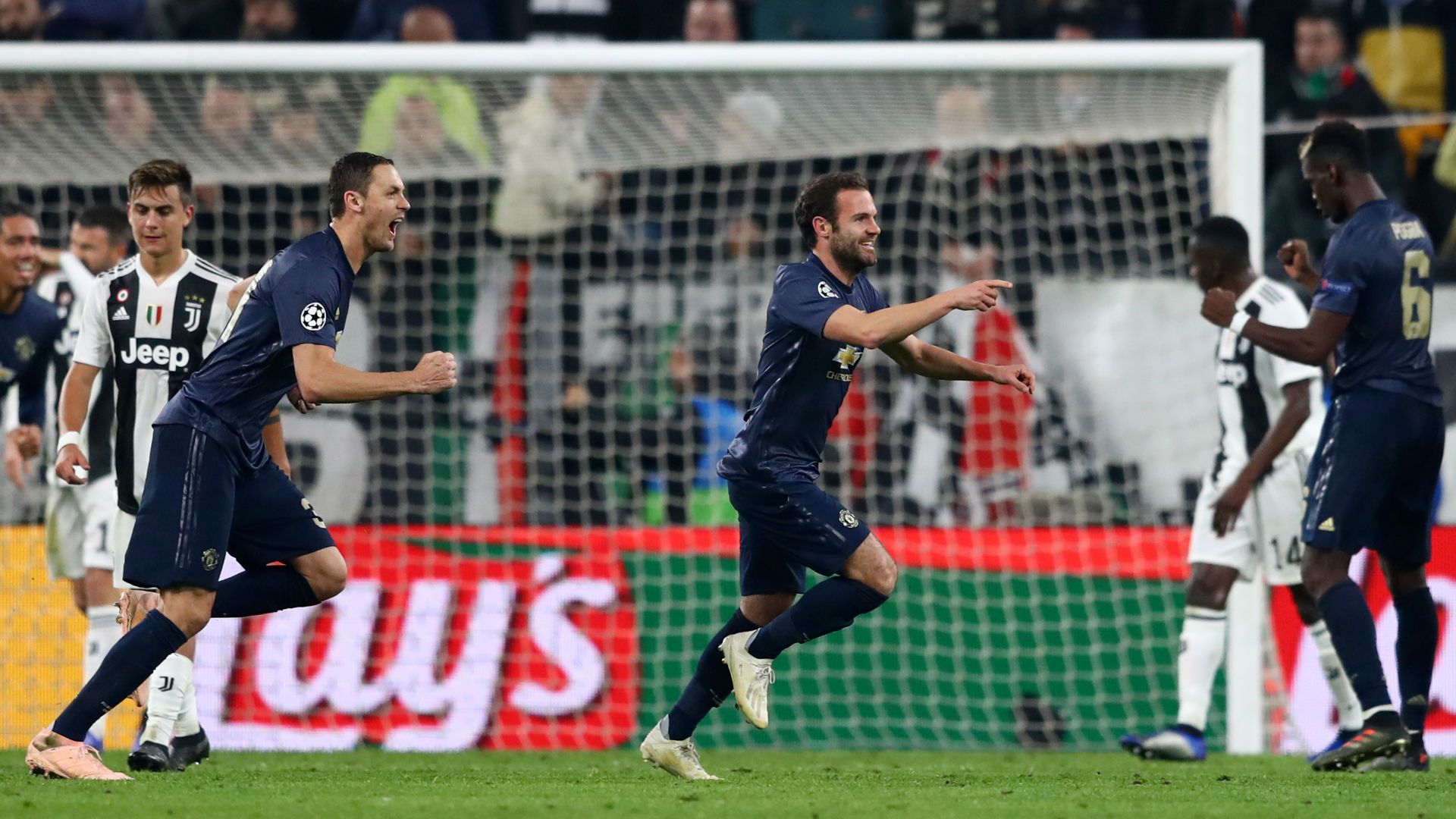 Juan Mata Manchester United Juventus