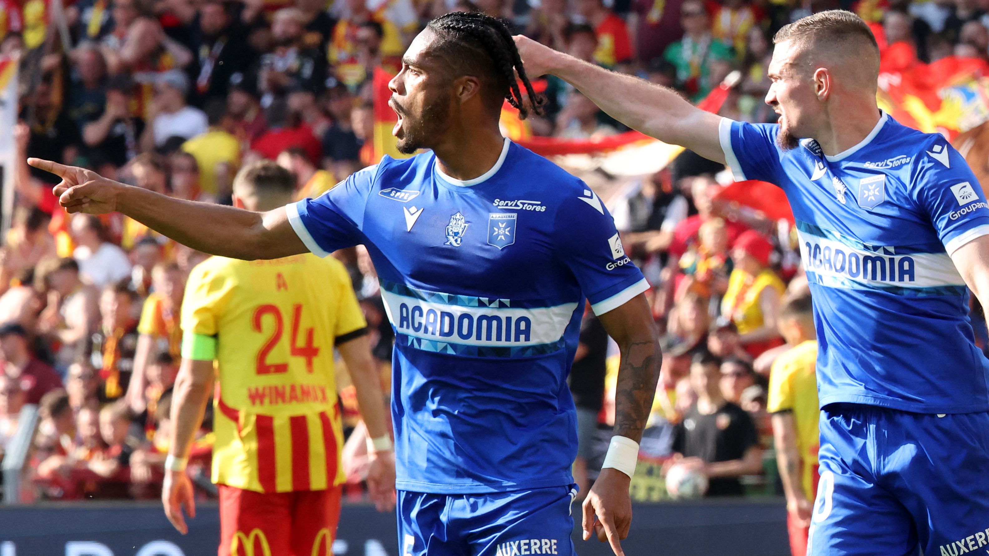 20250530-ligue1-auxerre-onaiwu-ado