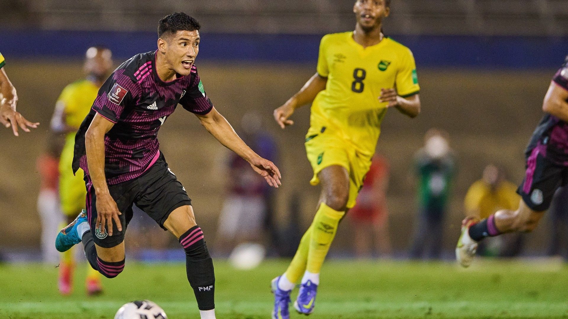 Uriel Antuna México Eliminatorias 2022