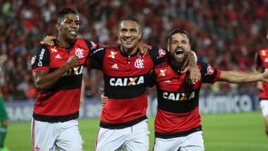 Paolo Guerrero Berrio Diego Ribas Flamengo Chapecoense Brasileirao Serie A 22062017