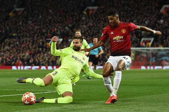 Gerard Pique vs Marcus Rashford