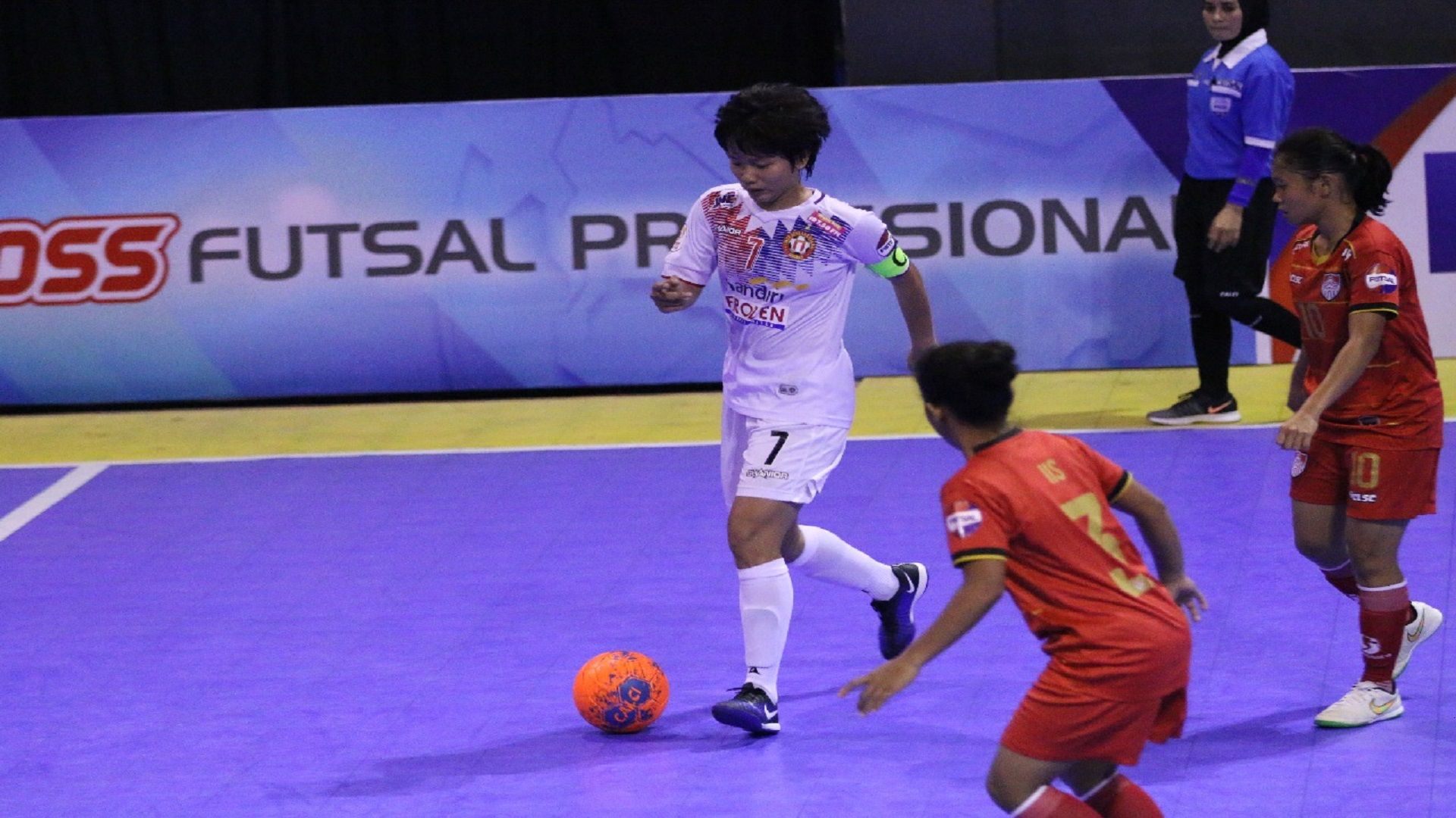 UPI Bandung vs Jaya Kencana Angle