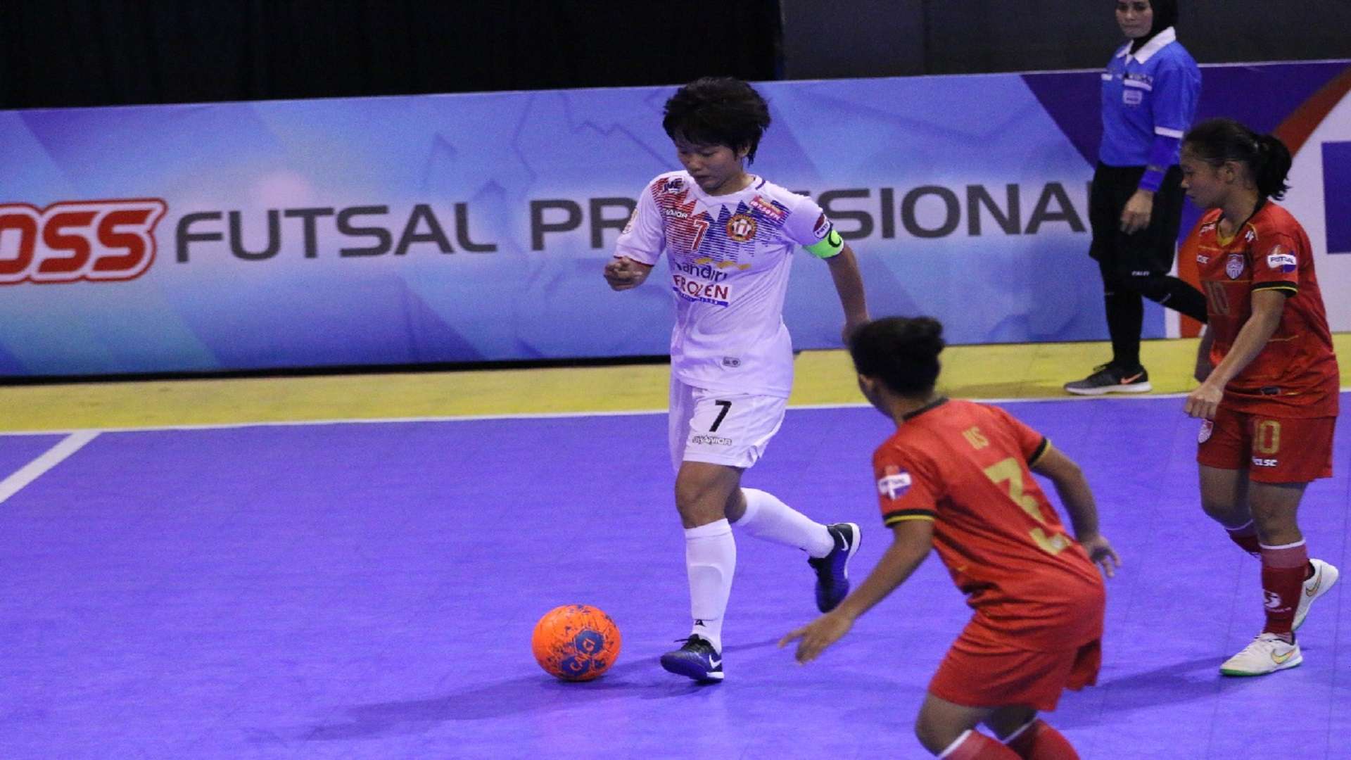 UPI Bandung vs Jaya Kencana Angle